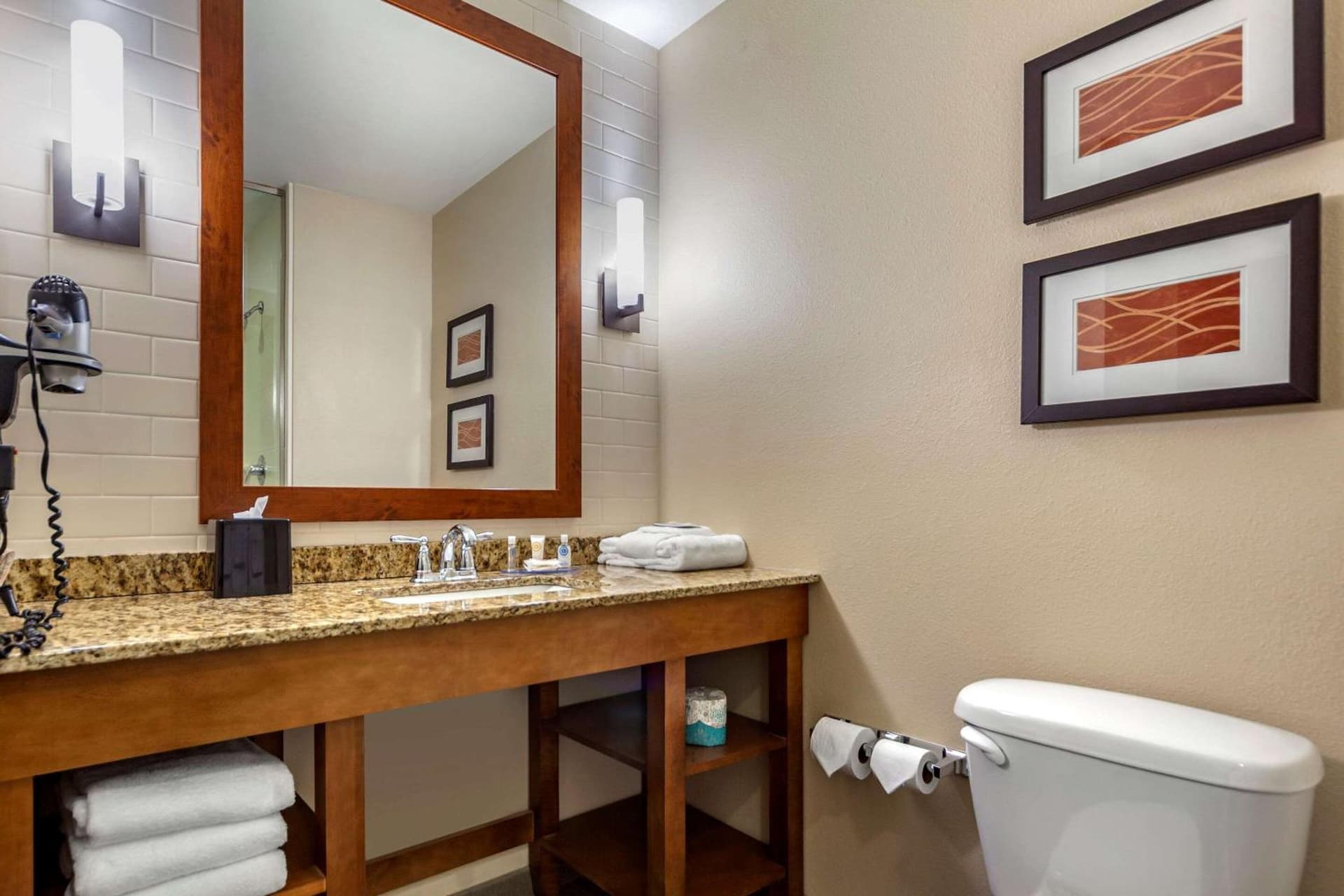 Comfort Inn & Suites Avera Southwest gallery photo in Sioux Falls, SD — image 7