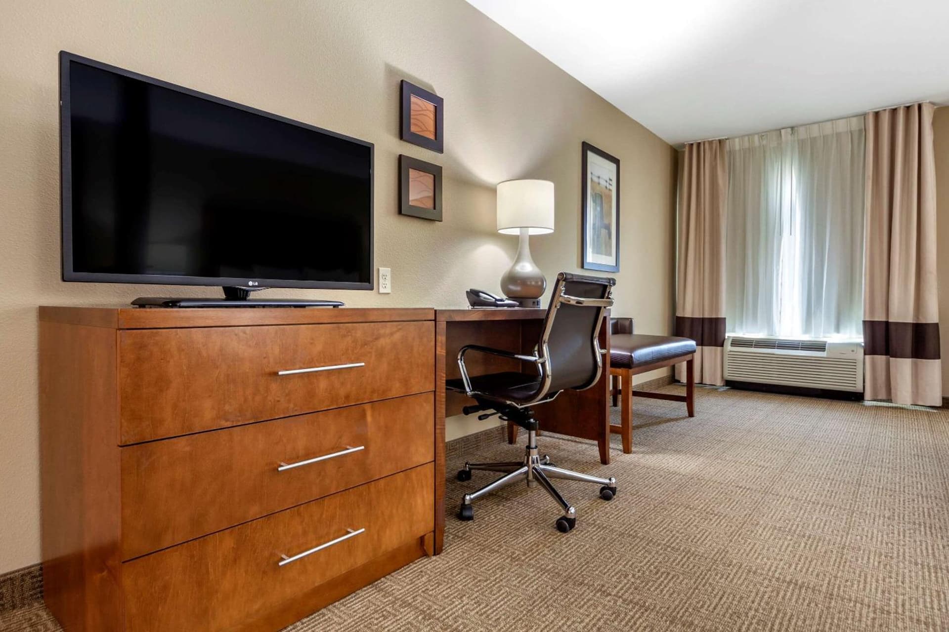 Comfort Inn & Suites Avera Southwest gallery photo in Sioux Falls, SD — image 16