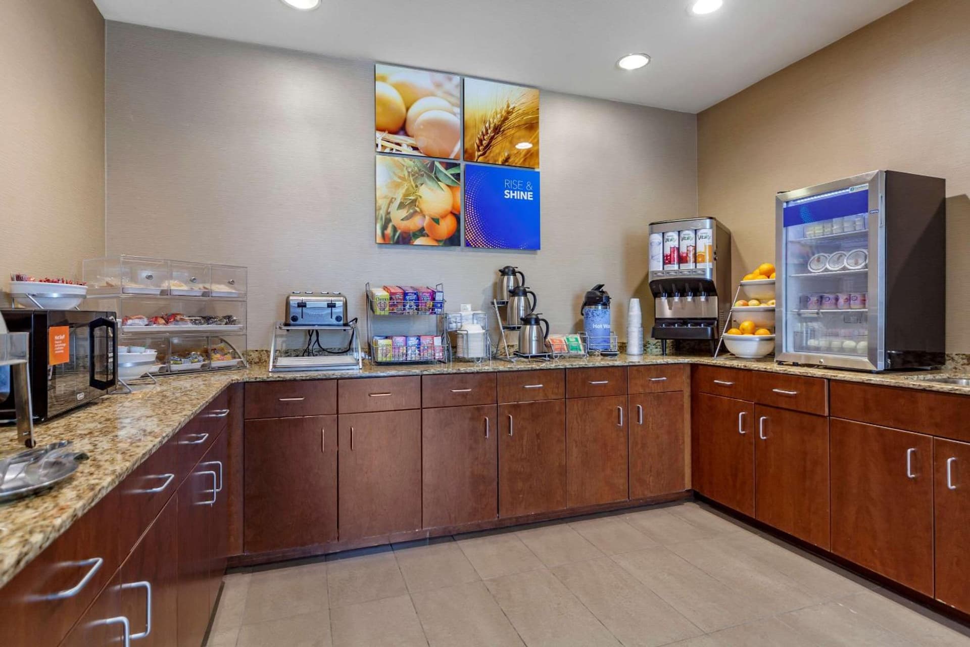 Comfort Inn & Suites Avera Southwest gallery photo in Sioux Falls, SD — image 4