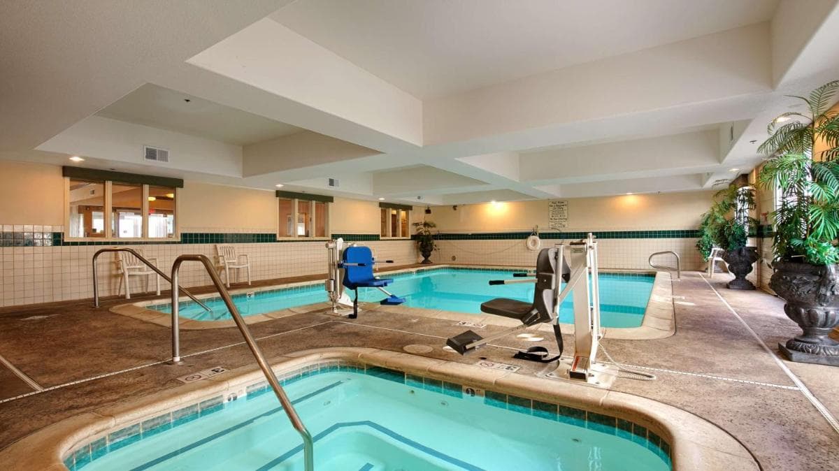 Best Western Airport Inn & Suites Oakland gallery photo in Oakland, CA — image 39