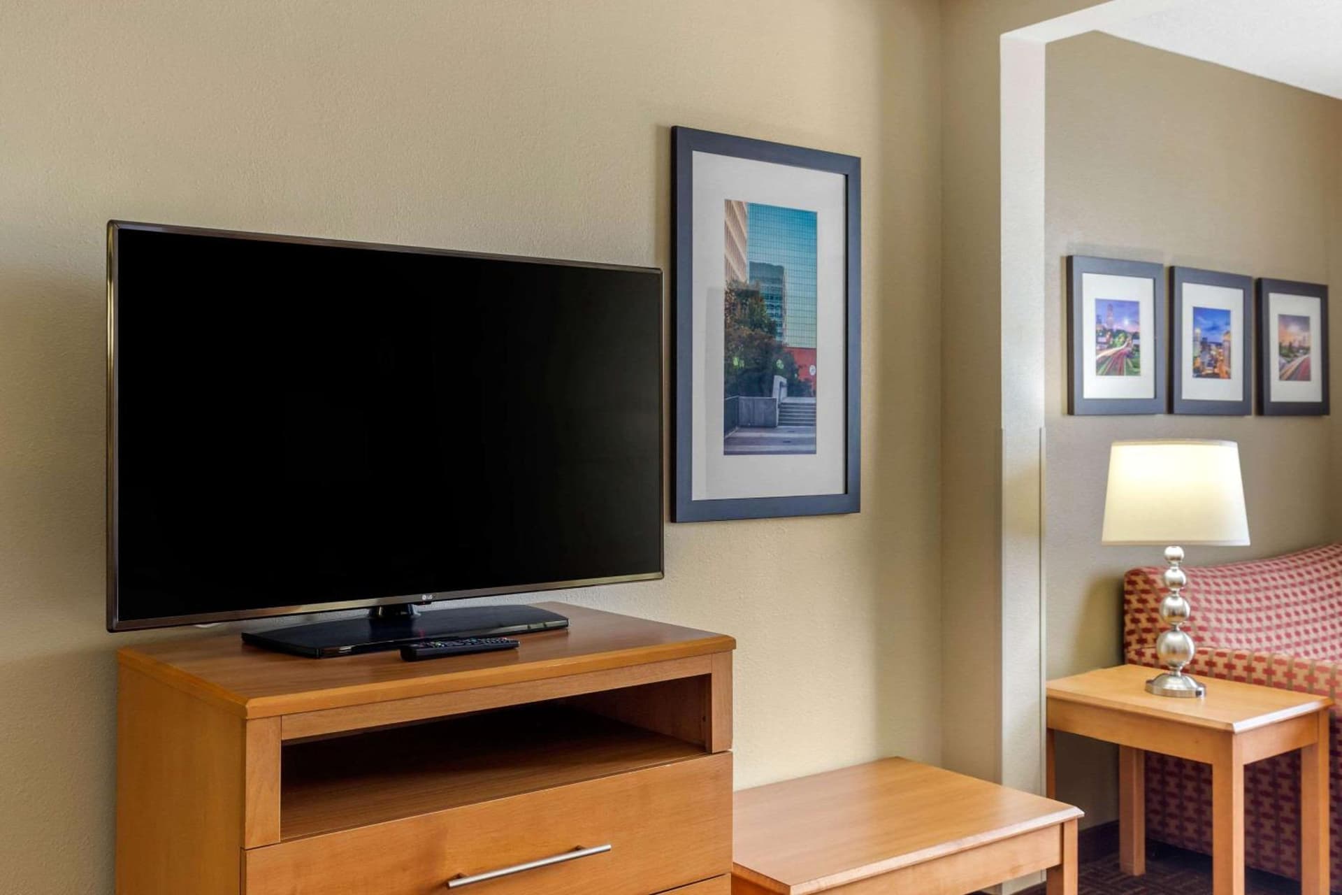 Comfort Suites Hanes Mall gallery photo in Winston-Salem, NC — image 38
