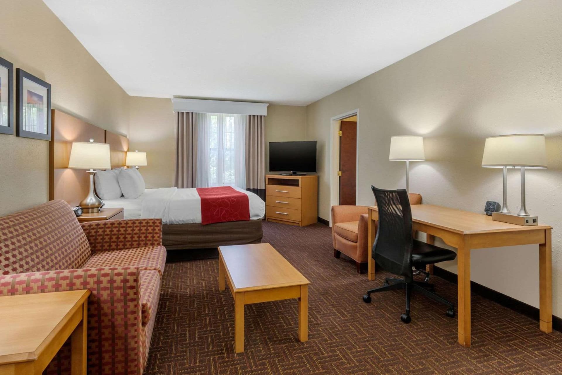 Comfort Suites Hanes Mall gallery photo in Winston-Salem, NC — image 33