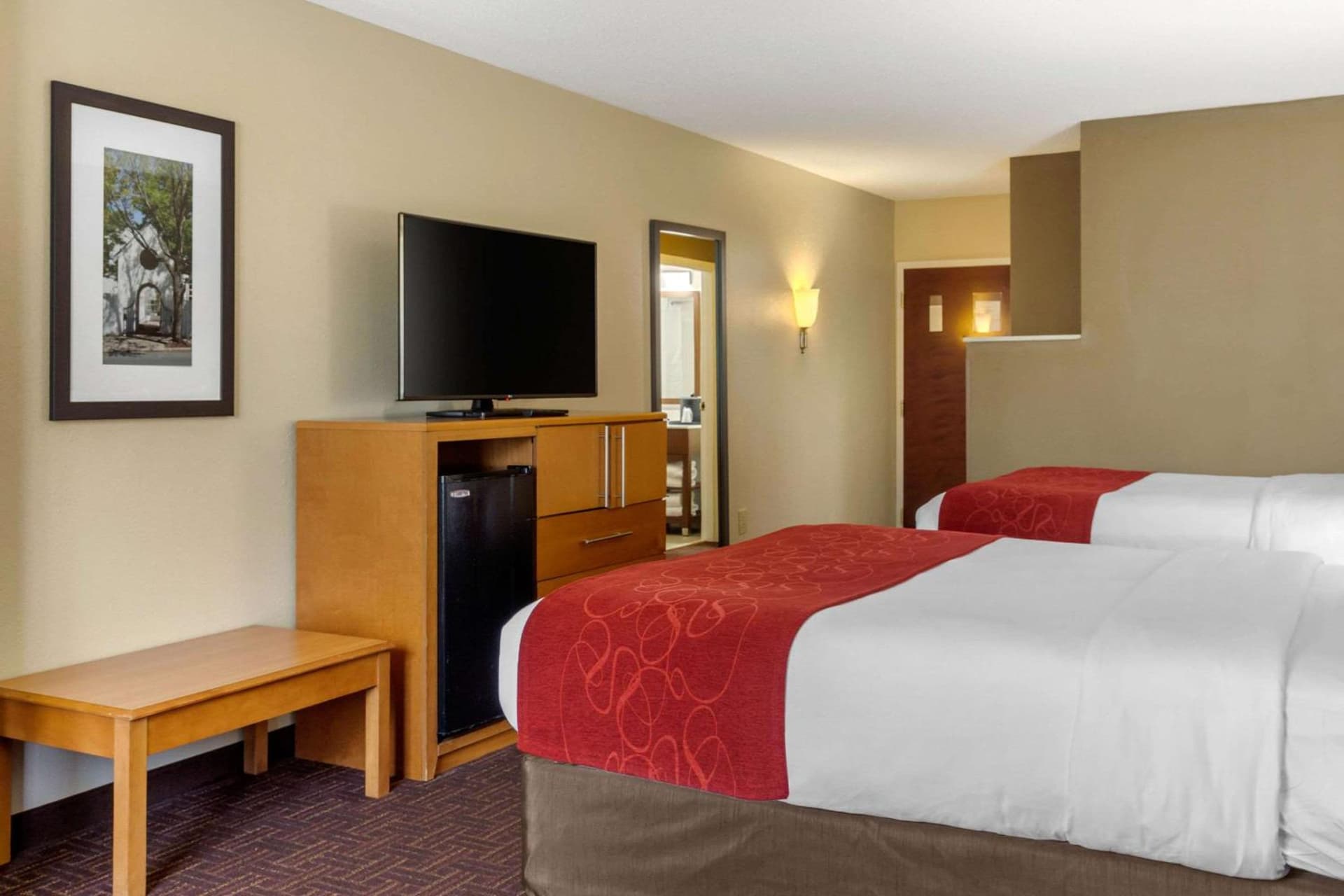 Comfort Suites Hanes Mall gallery photo in Winston-Salem, NC — image 14