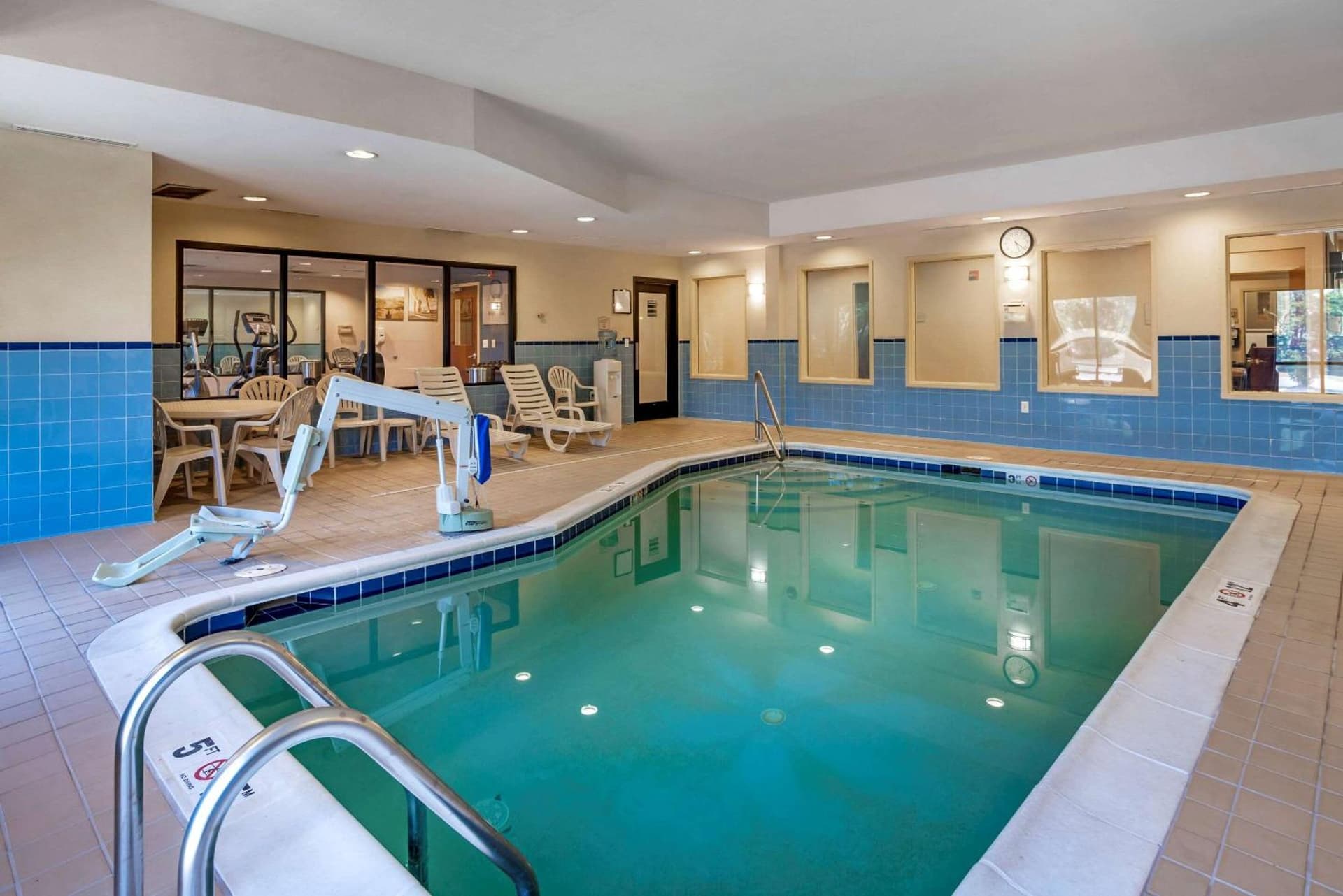 Comfort Suites Fredericksburg North gallery photo in Fredericksburg, VA — image 75