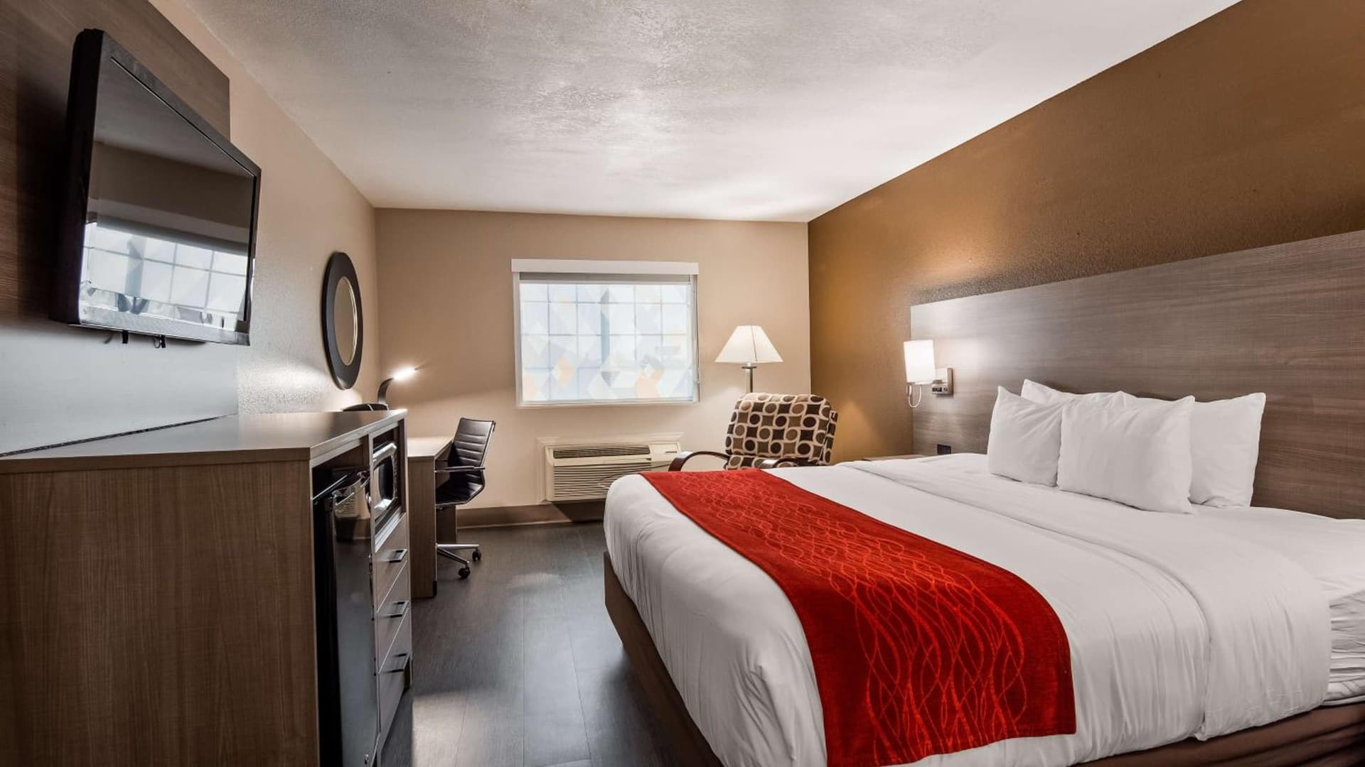 SureStay Plus Hotel by Best Western Kearney interior in Kearney, MO — gallery photo 2