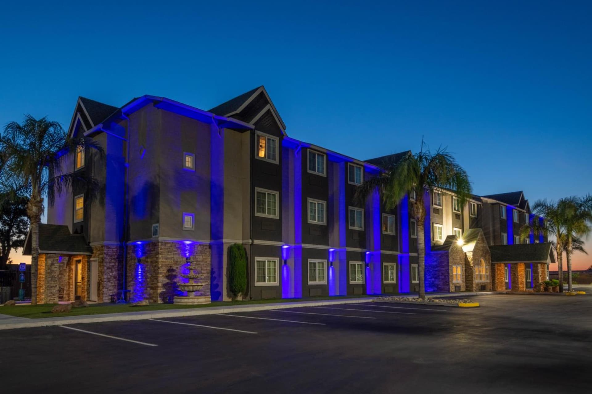 Microtel Inn & Suites by Wyndham Tracy gallery photo in Tracy, CA — image 11