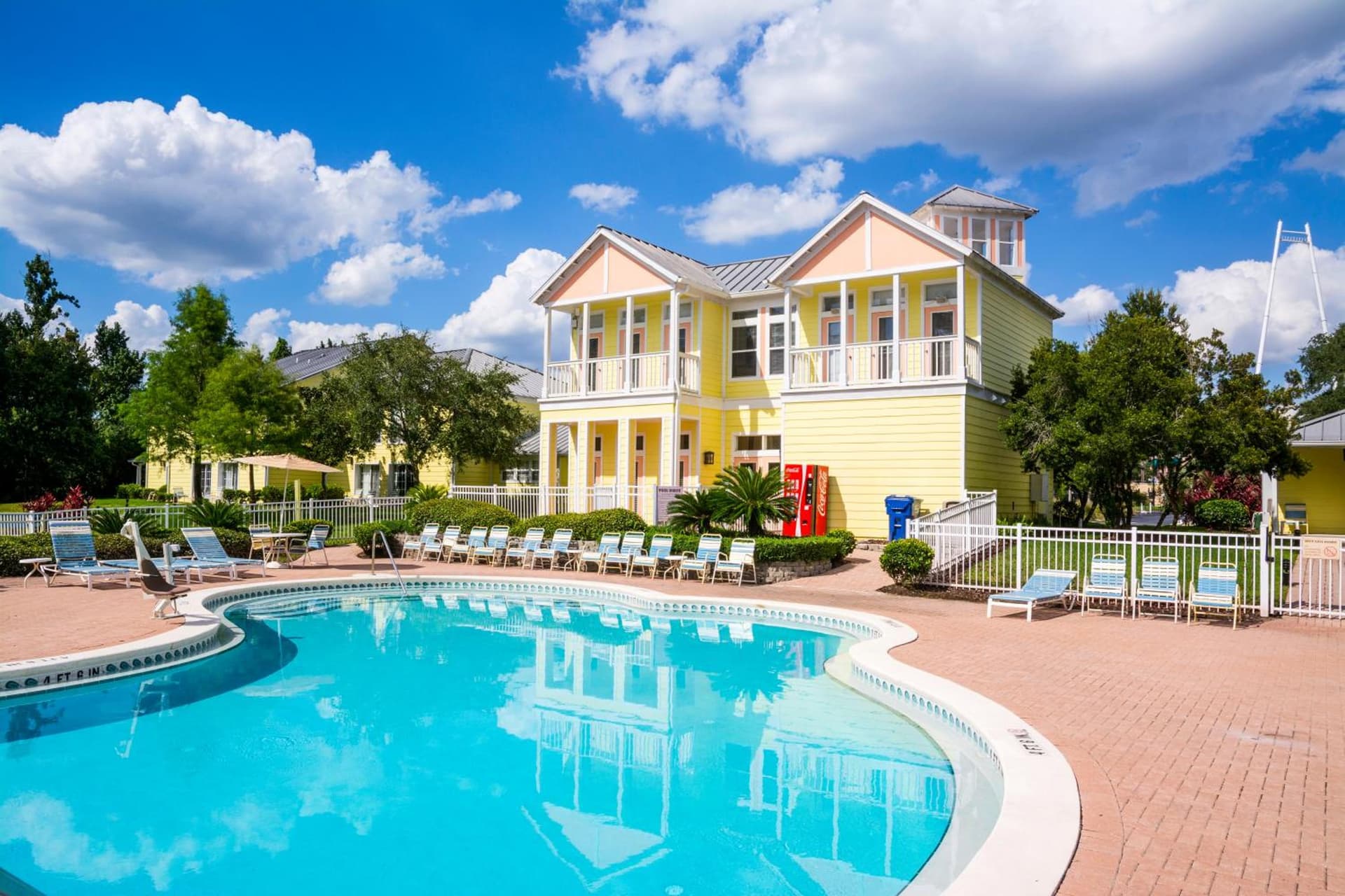 Barefoot Suites gallery photo in Kissimmee, FL — image 4