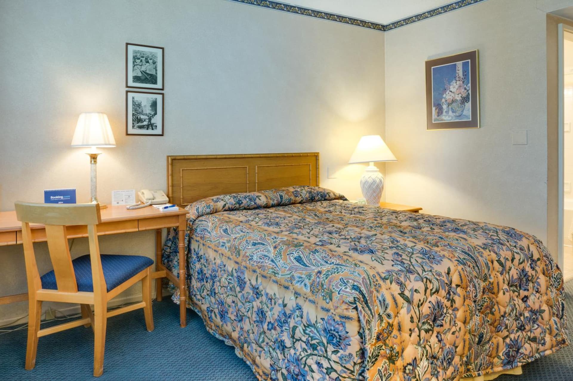 Saga Motor Hotel Pasadena interior in Pasadena, CA — gallery photo 2