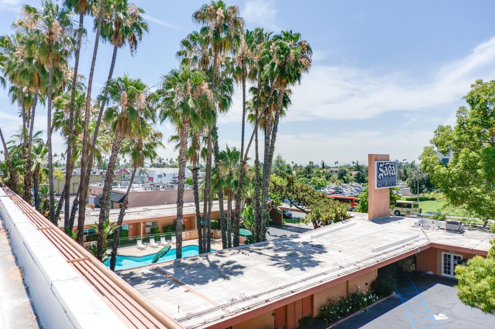 Saga Motor Hotel Pasadena property views in Pasadena, CA — gallery photo 3