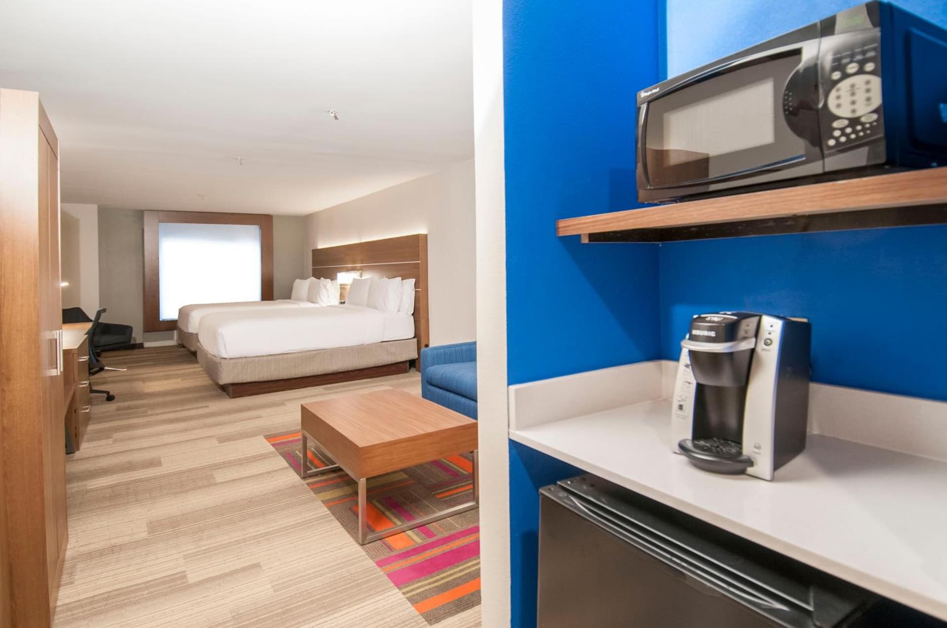Holiday Inn Express Hotel & Suites Plano West - Frisco by IHG gallery photo in Plano, TX — image 8