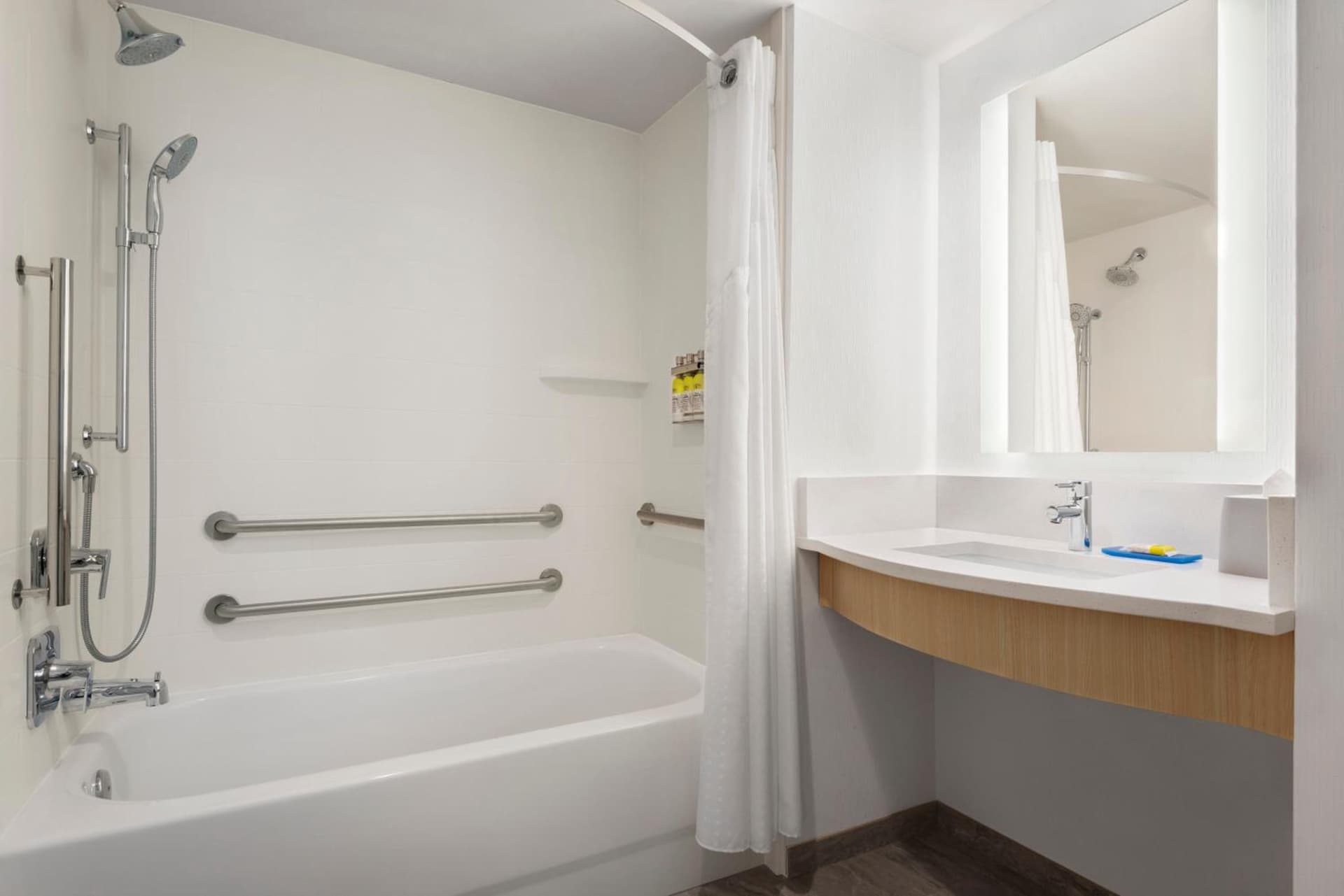 Holiday Inn Express Dumfries-Quantico by IHG gallery photo in Dumfries, VA — image 15
