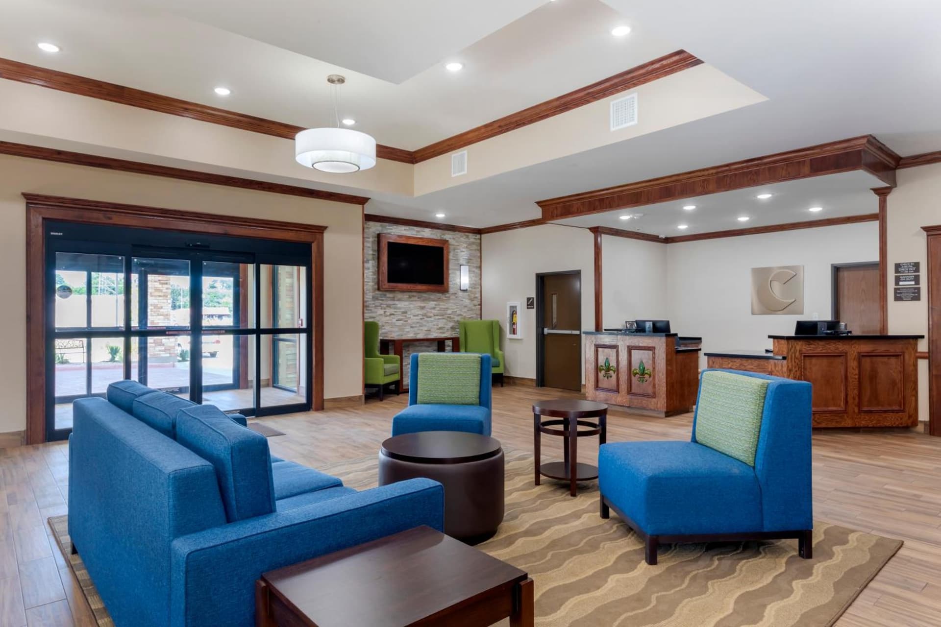 Comfort Suites West Monroe near Ike Hamilton Expo Center gallery photo in West Monroe, LA — image 41