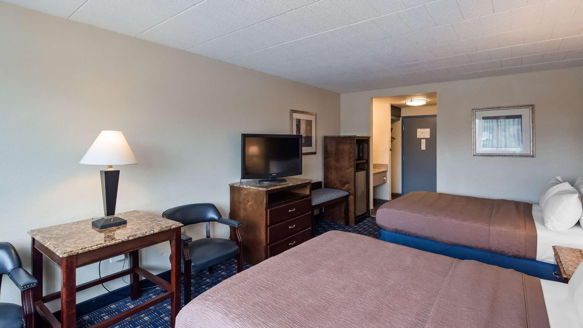 Best Western Plus Reading Inn & Suites property views in Reading, PA — gallery photo 3