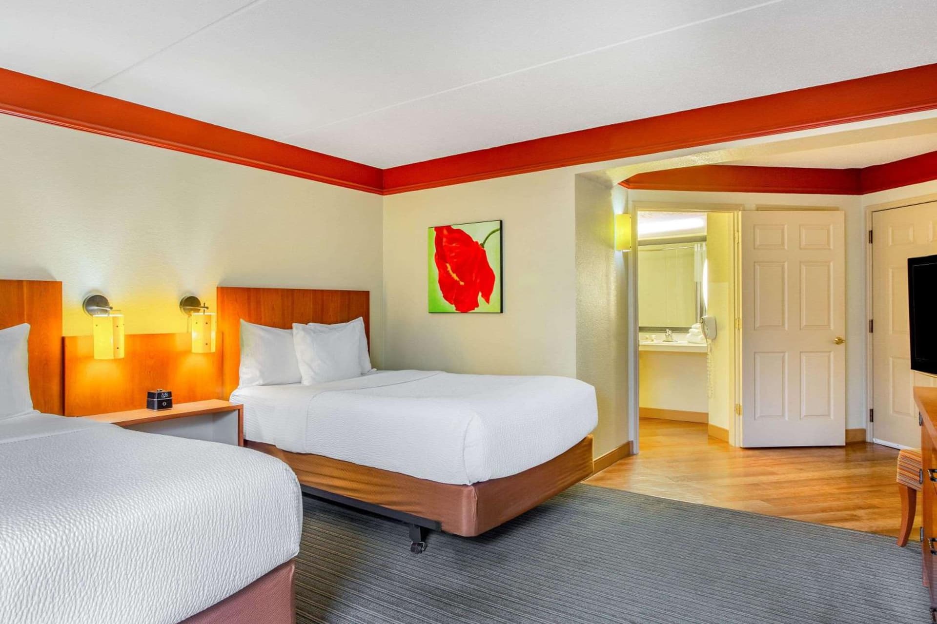 La Quinta by Wyndham Raleigh Crabtree gallery photo in Raleigh, NC — image 9