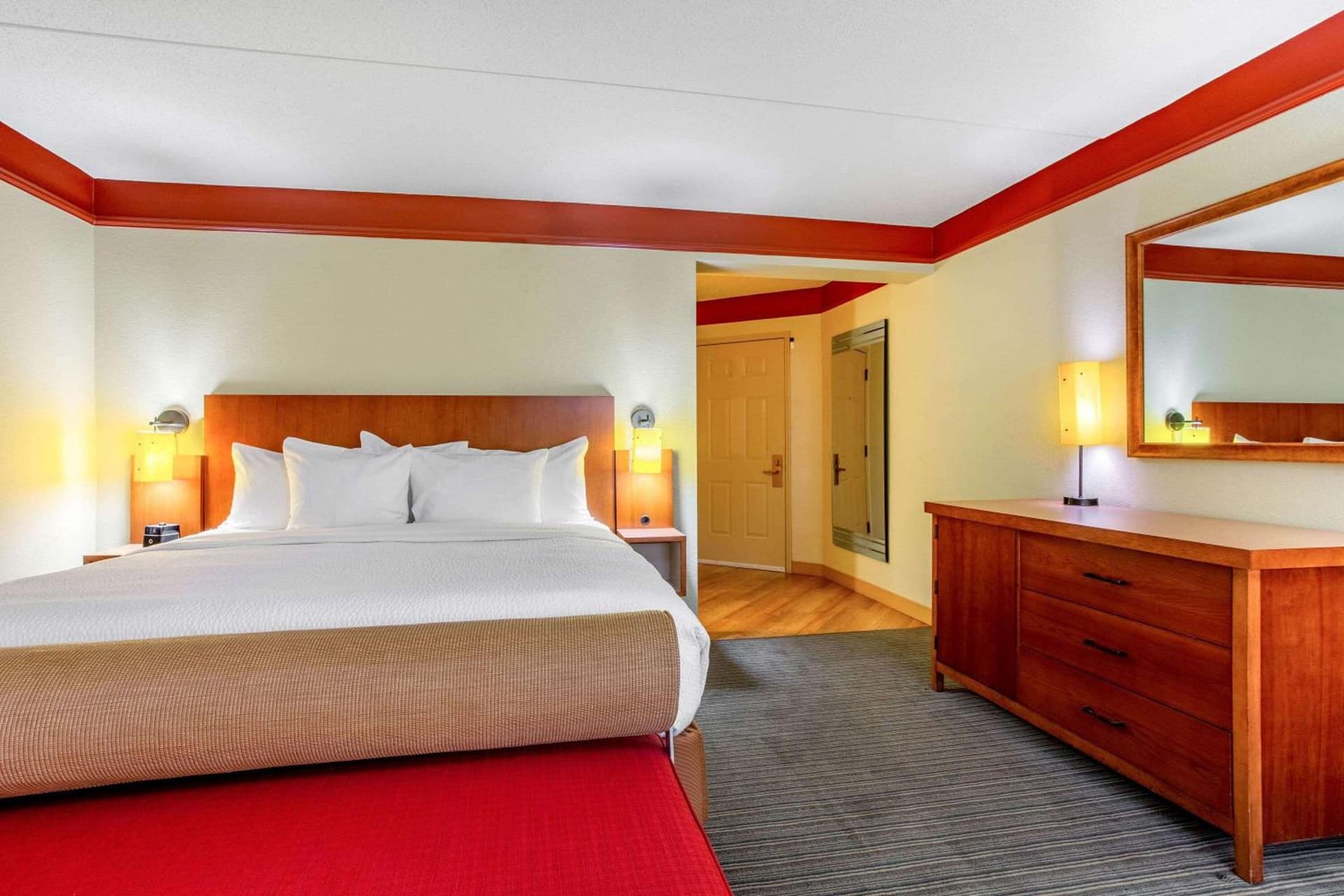 La Quinta by Wyndham Raleigh Crabtree gallery photo in Raleigh, NC — image 28