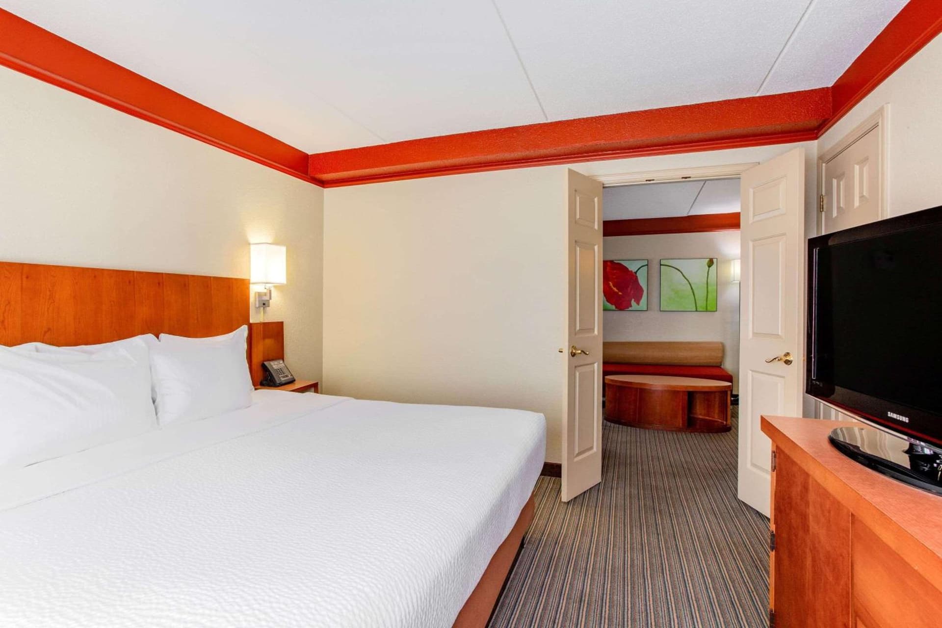 La Quinta by Wyndham Raleigh Crabtree gallery photo in Raleigh, NC — image 11