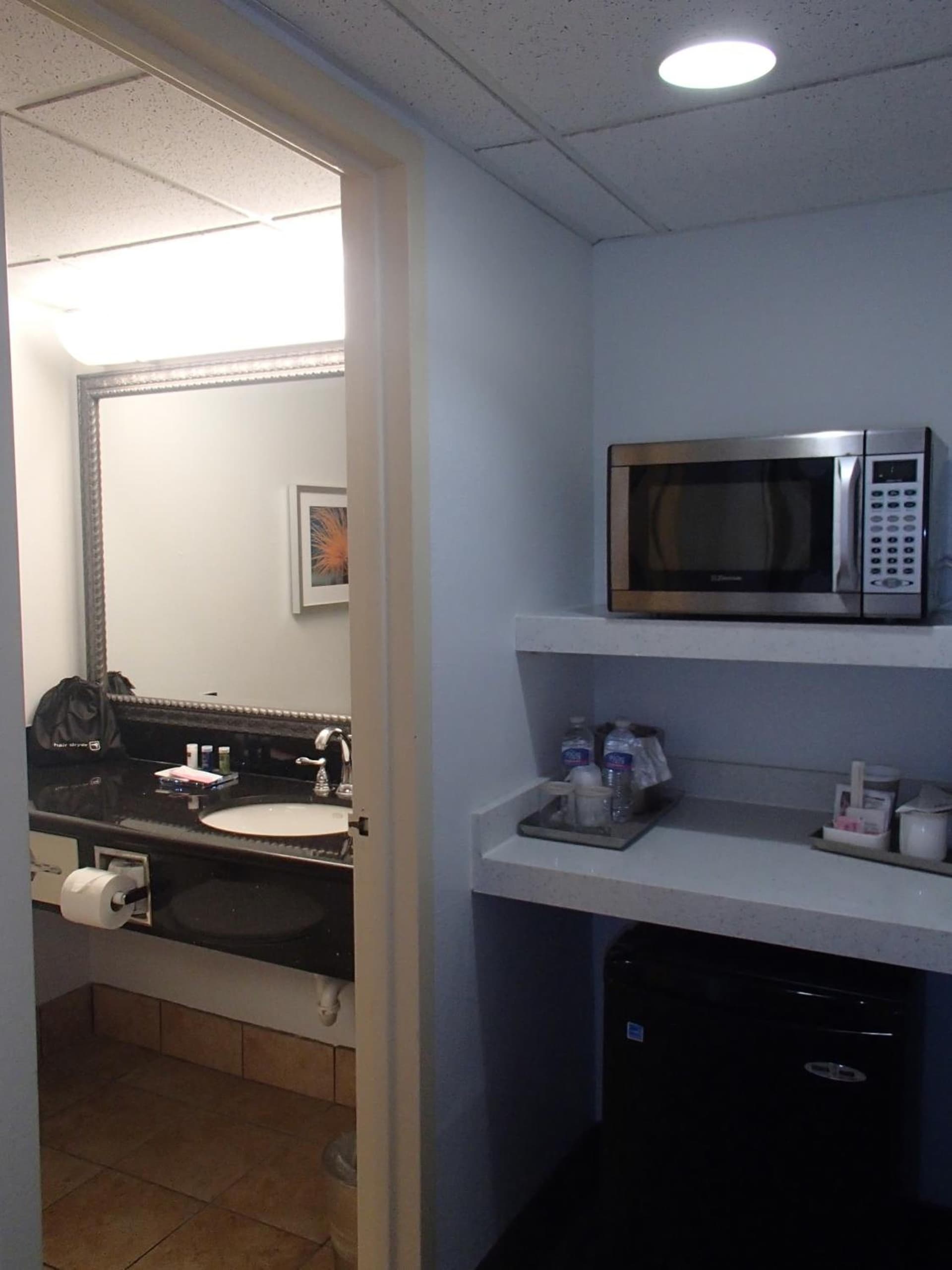 DoubleTree by Hilton Corpus Christi Beachfront gallery photo in Corpus Christi, TX — image 34