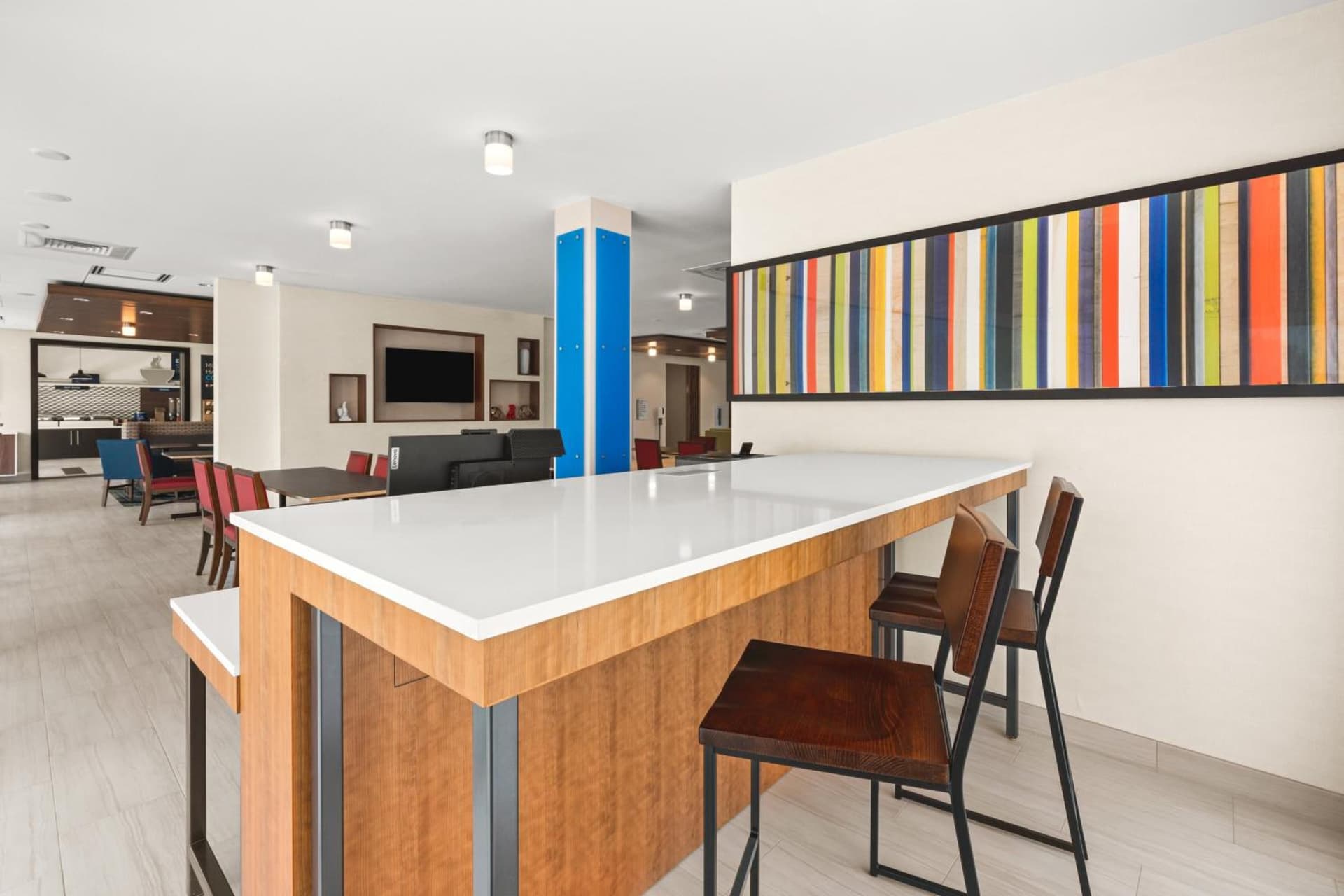 Holiday Inn Express & Suites - Suisun City by IHG gallery photo in Suisun City, CA — image 15