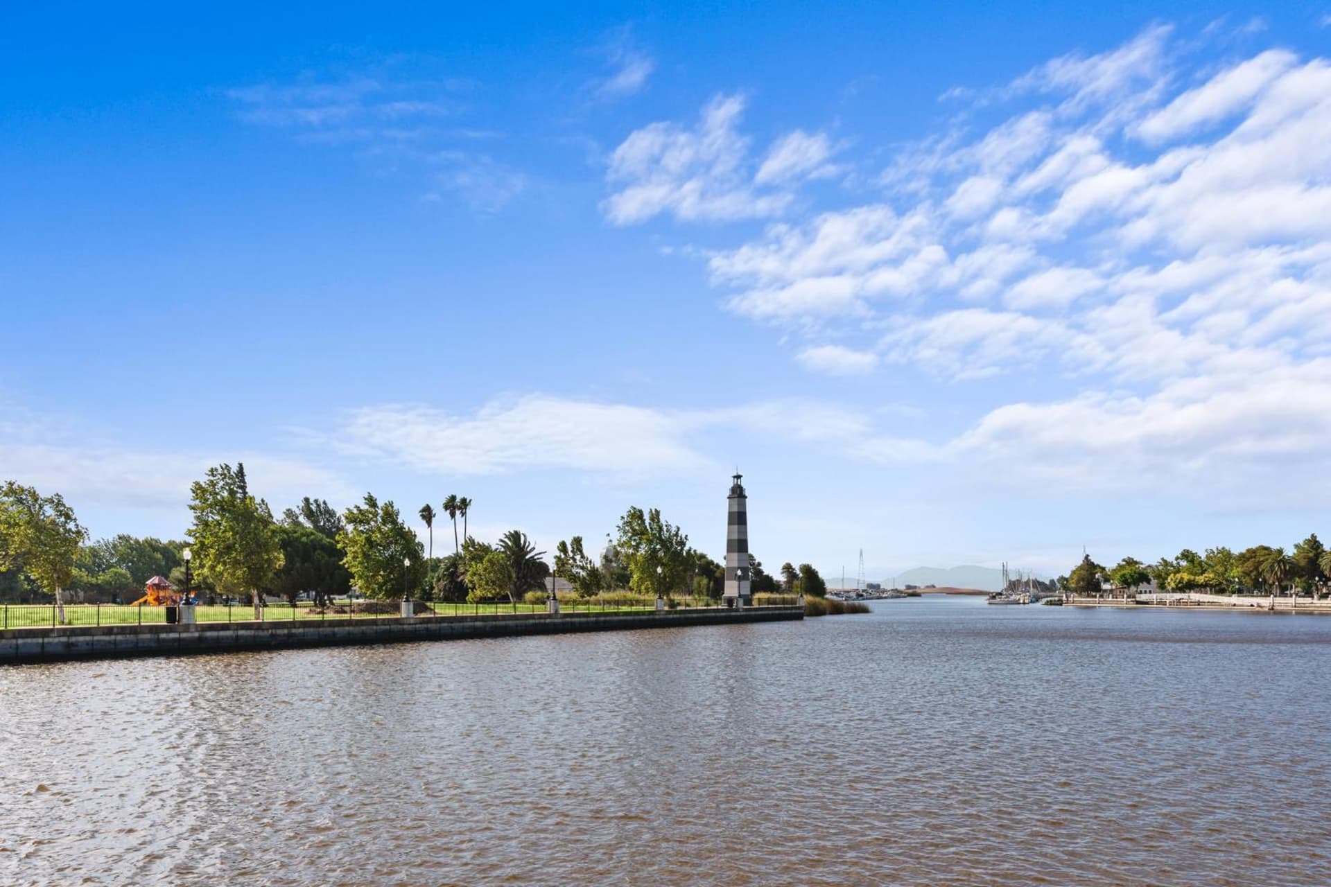 Holiday Inn Express & Suites - Suisun City by IHG gallery photo in Suisun City, CA — image 21