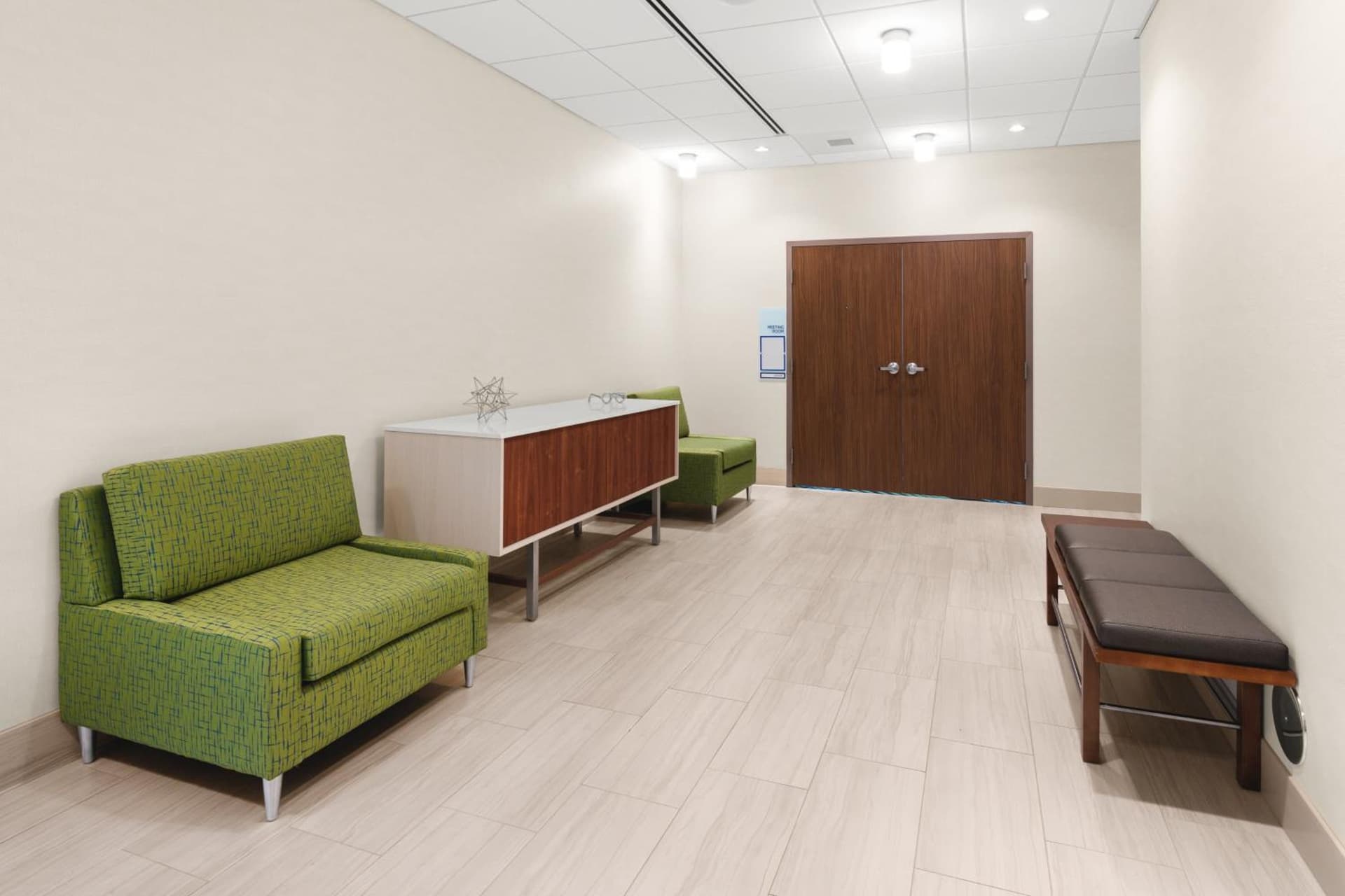 Holiday Inn Express & Suites - Suisun City by IHG gallery photo in Suisun City, CA — image 7