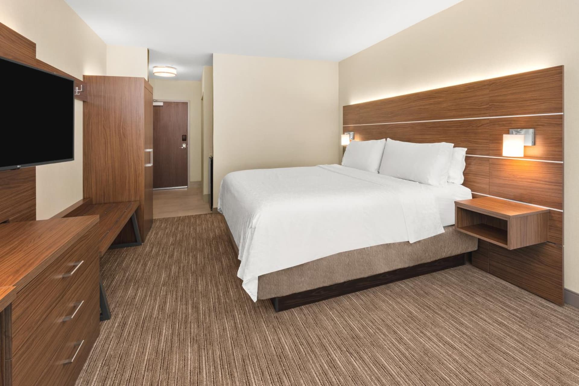 Holiday Inn Express & Suites - Suisun City by IHG gallery photo in Suisun City, CA — image 35