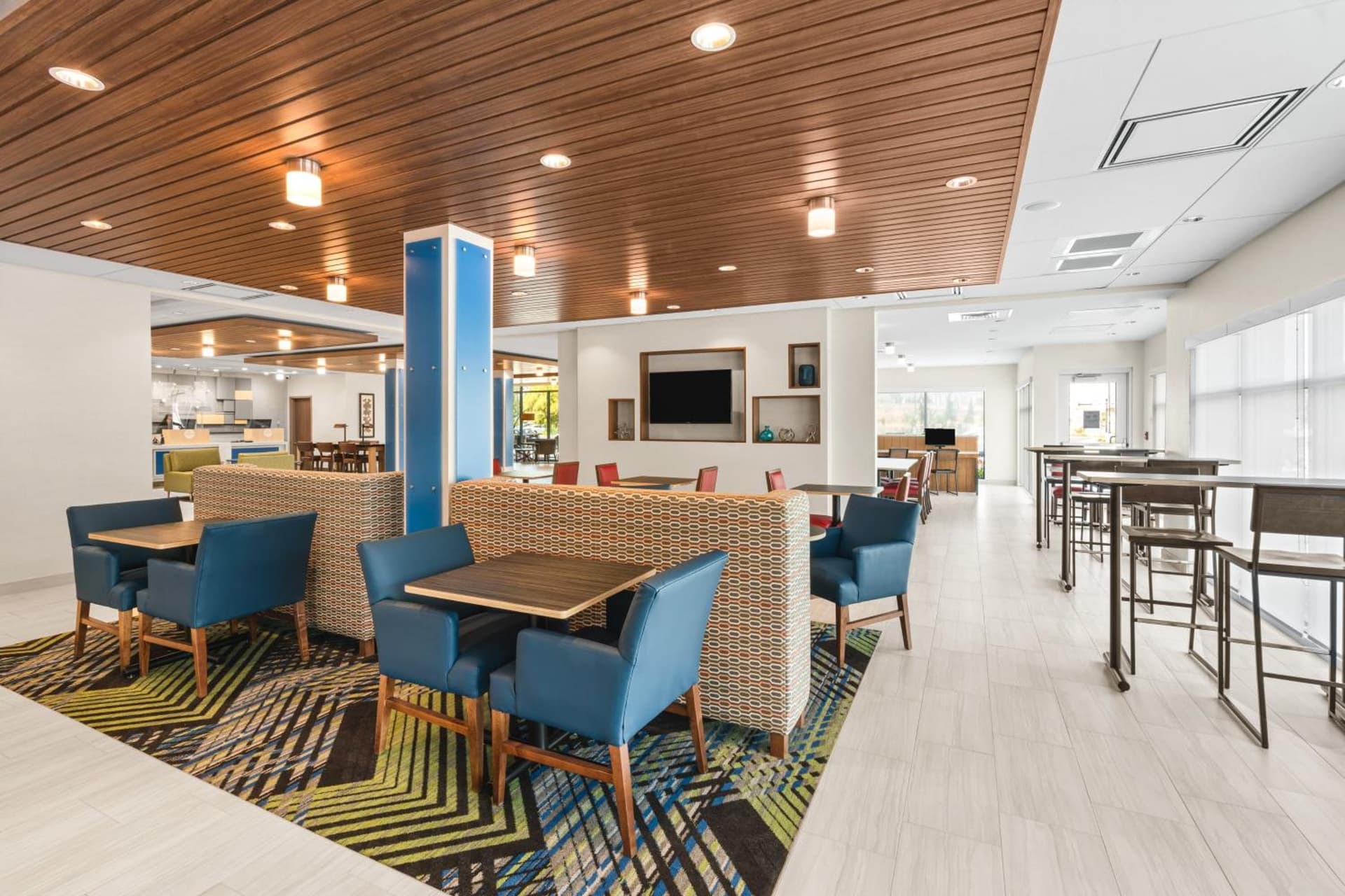 Holiday Inn Express & Suites - Suisun City by IHG gallery photo in Suisun City, CA — image 62