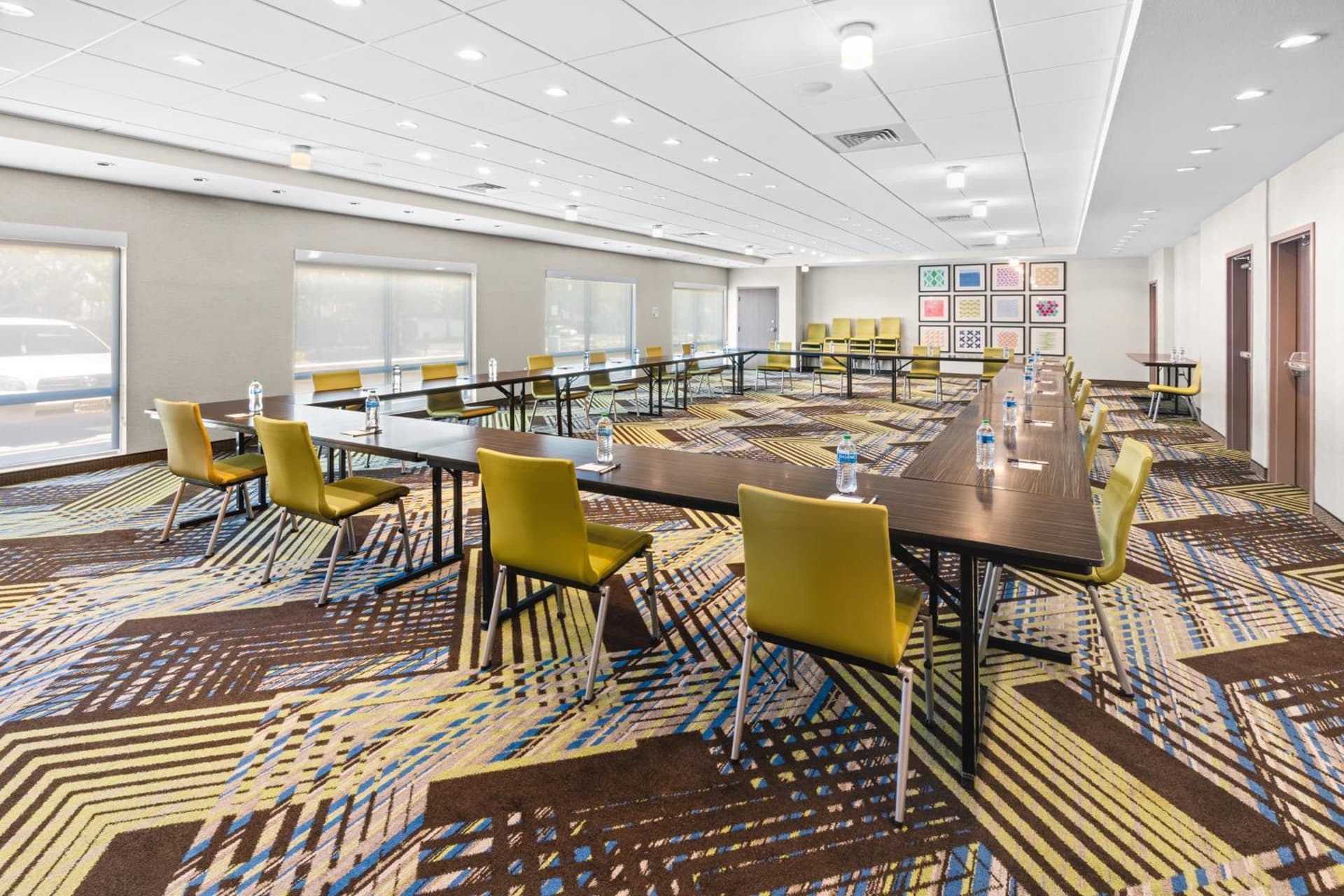 Holiday Inn Express & Suites - Suisun City by IHG gallery photo in Suisun City, CA — image 25