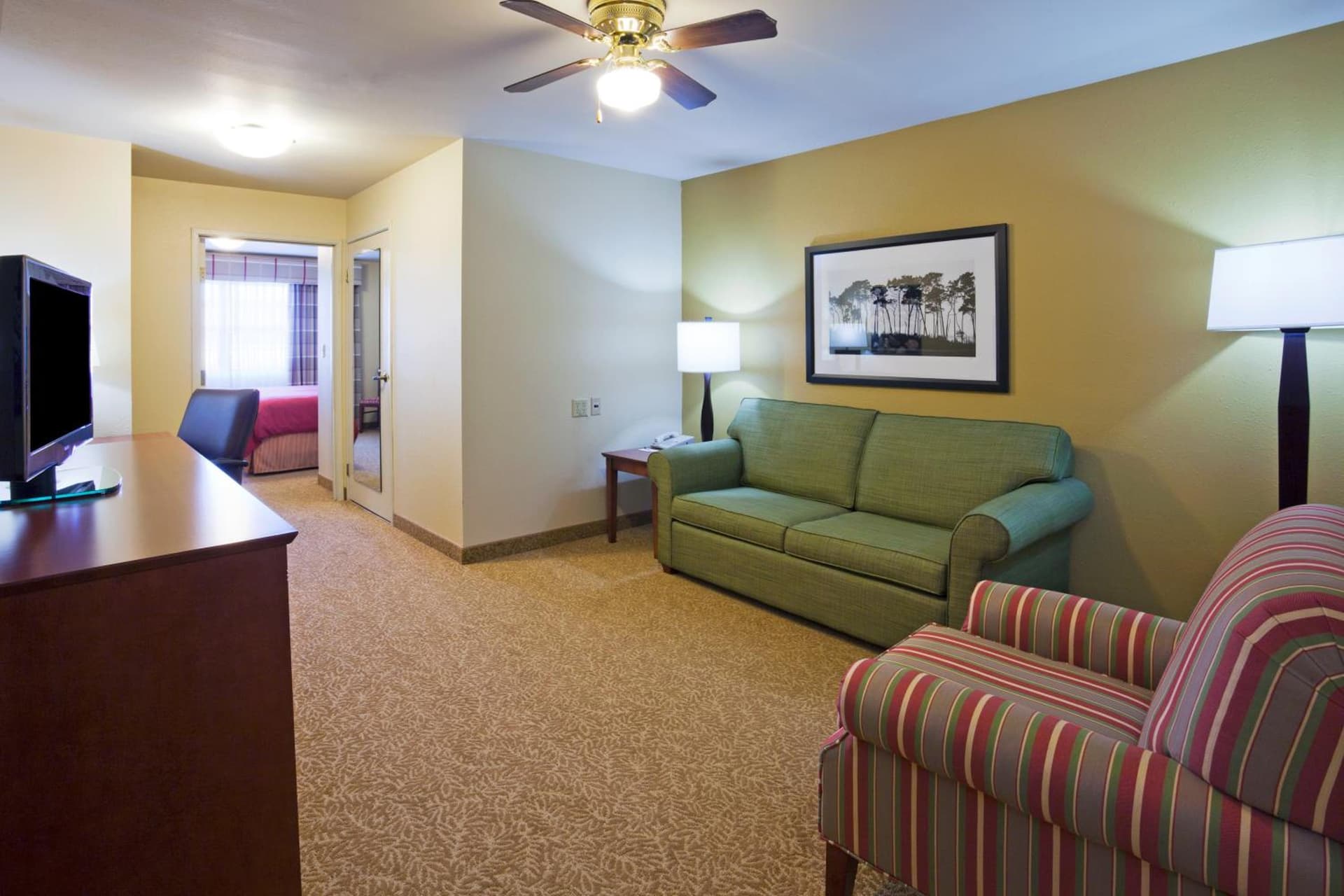 Country Inn & Suites by Radisson, Dakota Dunes, SD gallery photo in Dakota Dunes, SD — image 42