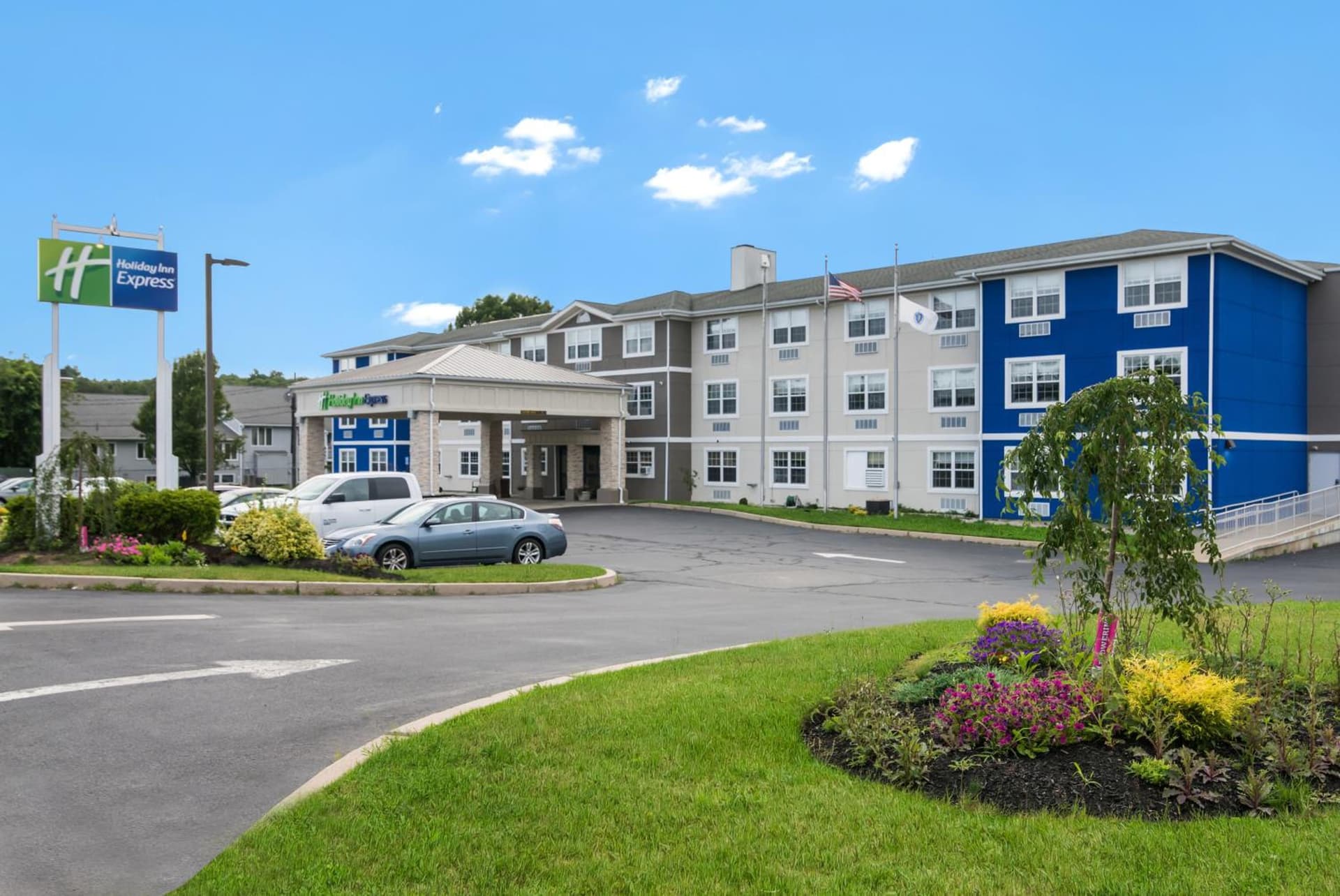 Holiday Inn Express - Plymouth by IHG interior in Plymouth, MA — gallery photo 2