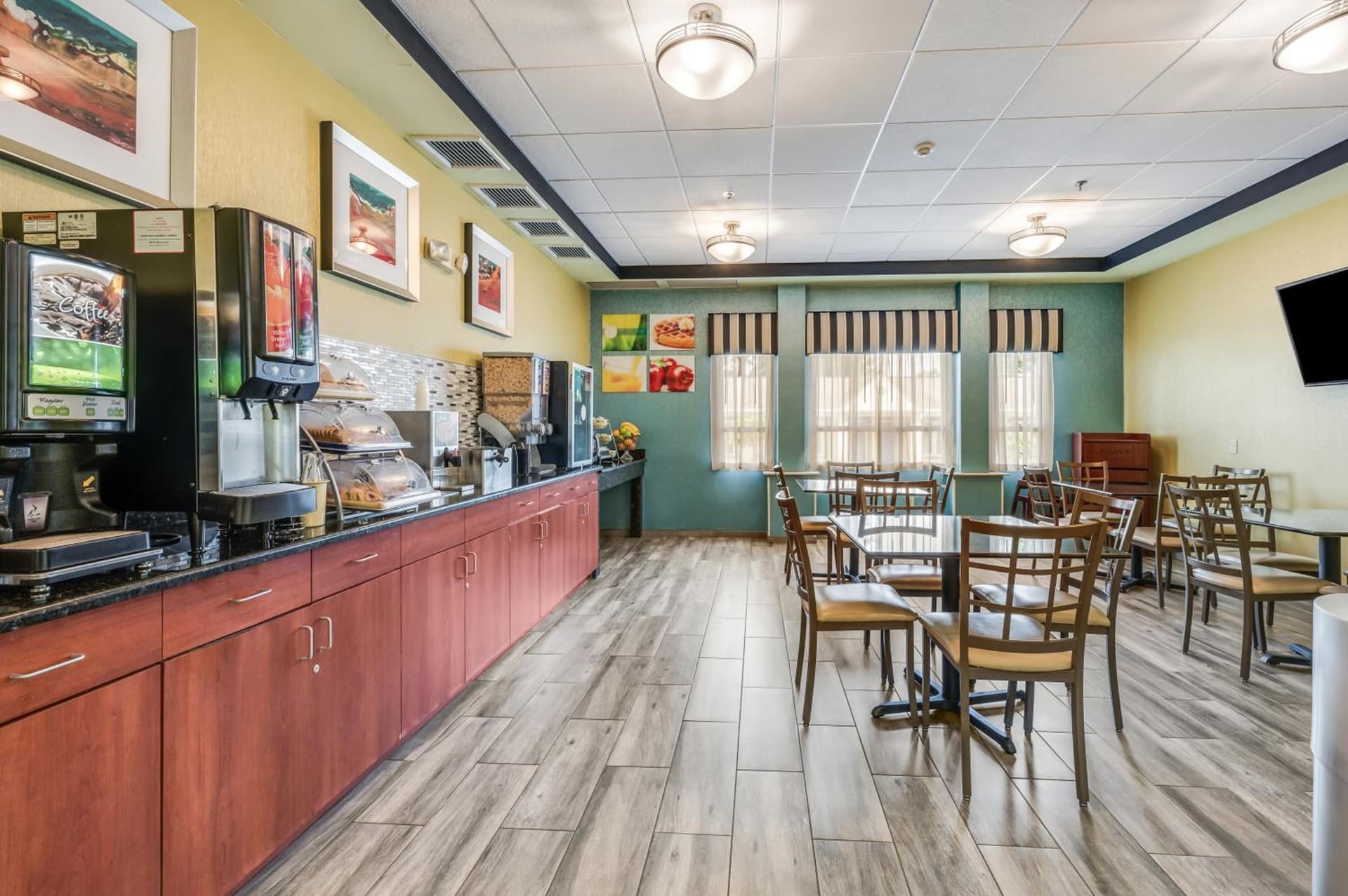 Rodeway Inn Poughkeepsie gallery photo in Poughkeepsie, NY — image 16