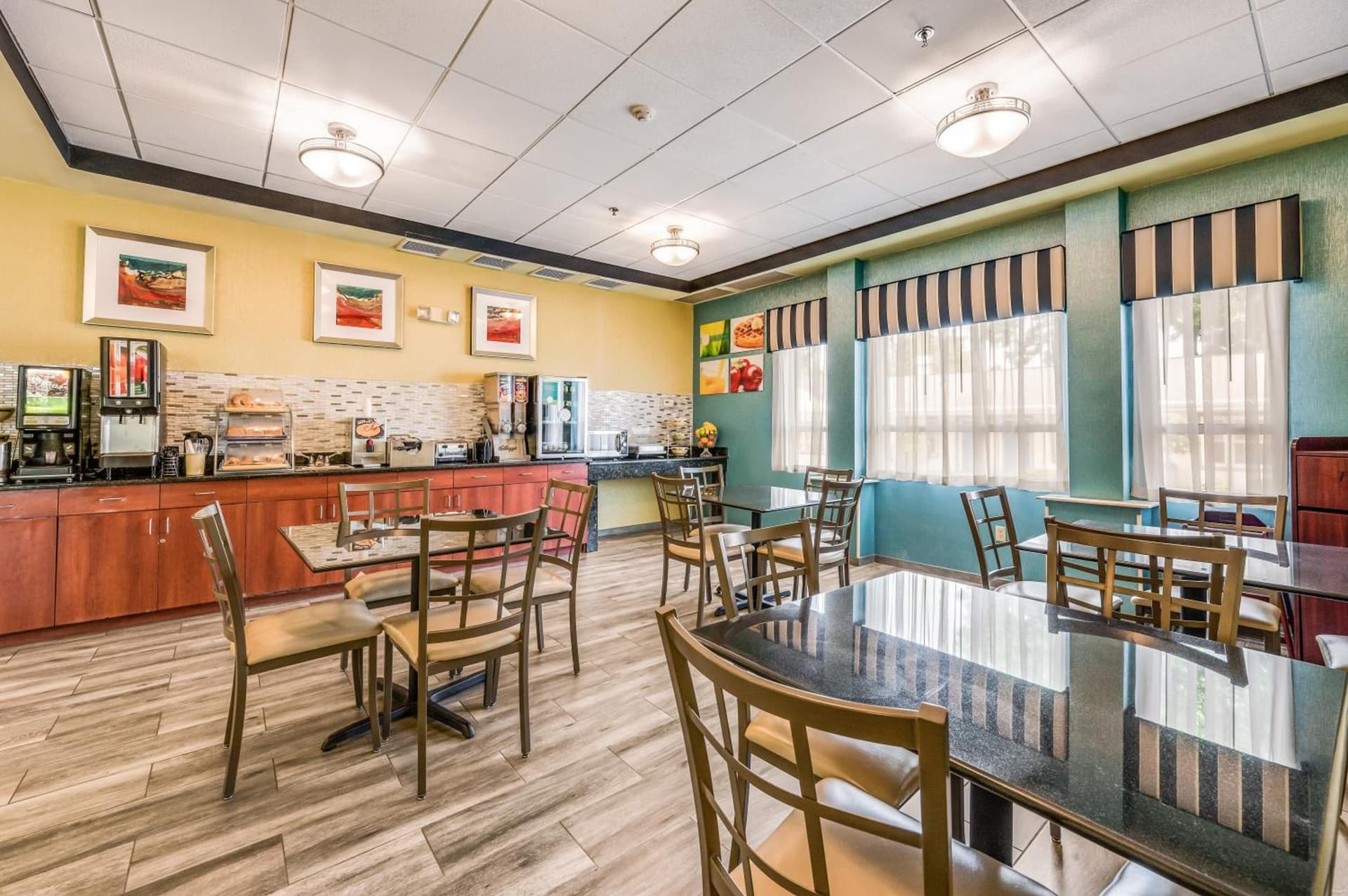 Rodeway Inn Poughkeepsie gallery photo in Poughkeepsie, NY — image 26