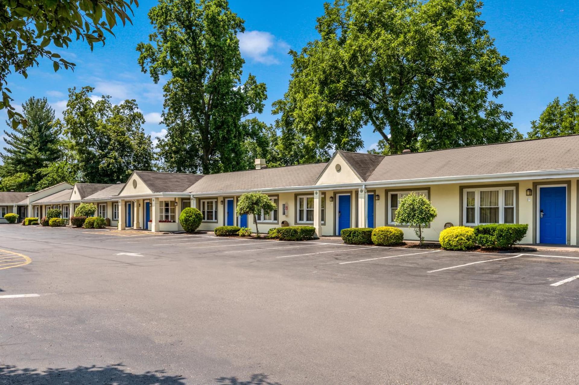 Rodeway Inn Poughkeepsie gallery photo in Poughkeepsie, NY — image 41