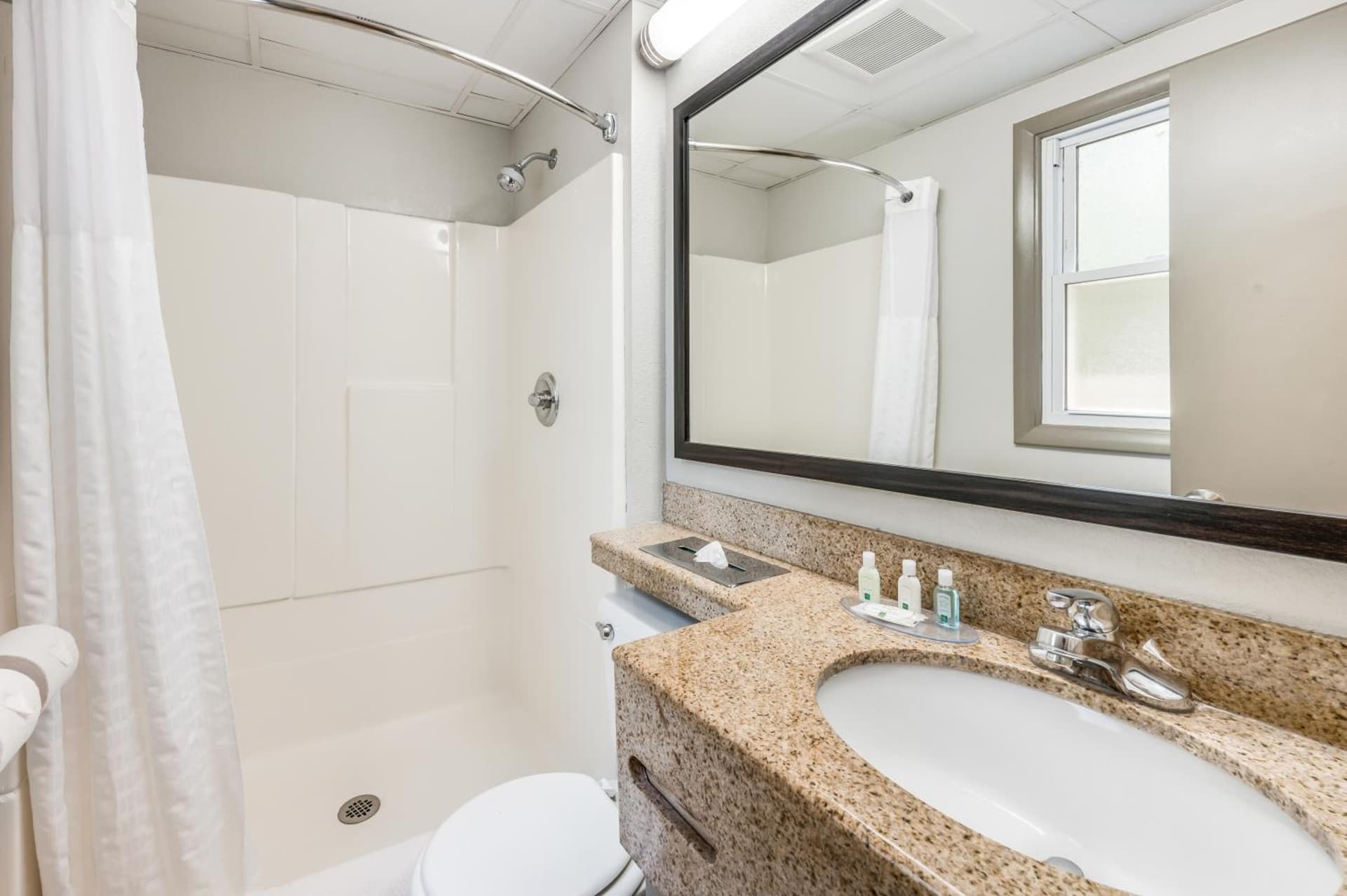 Rodeway Inn Poughkeepsie gallery photo in Poughkeepsie, NY — image 21