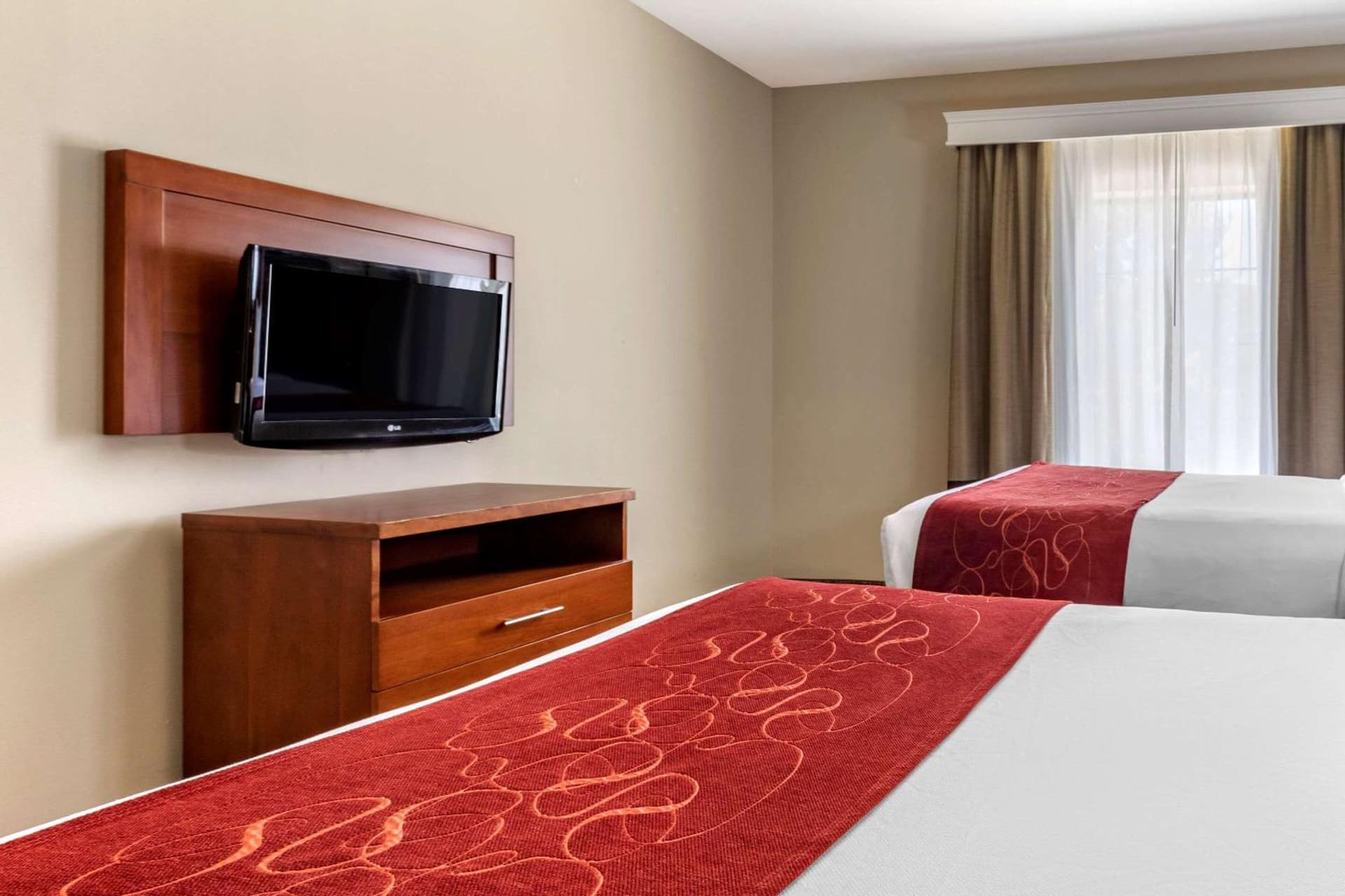 Comfort Suites Shreveport West I-20 interior in Shreveport, LA — gallery photo 2