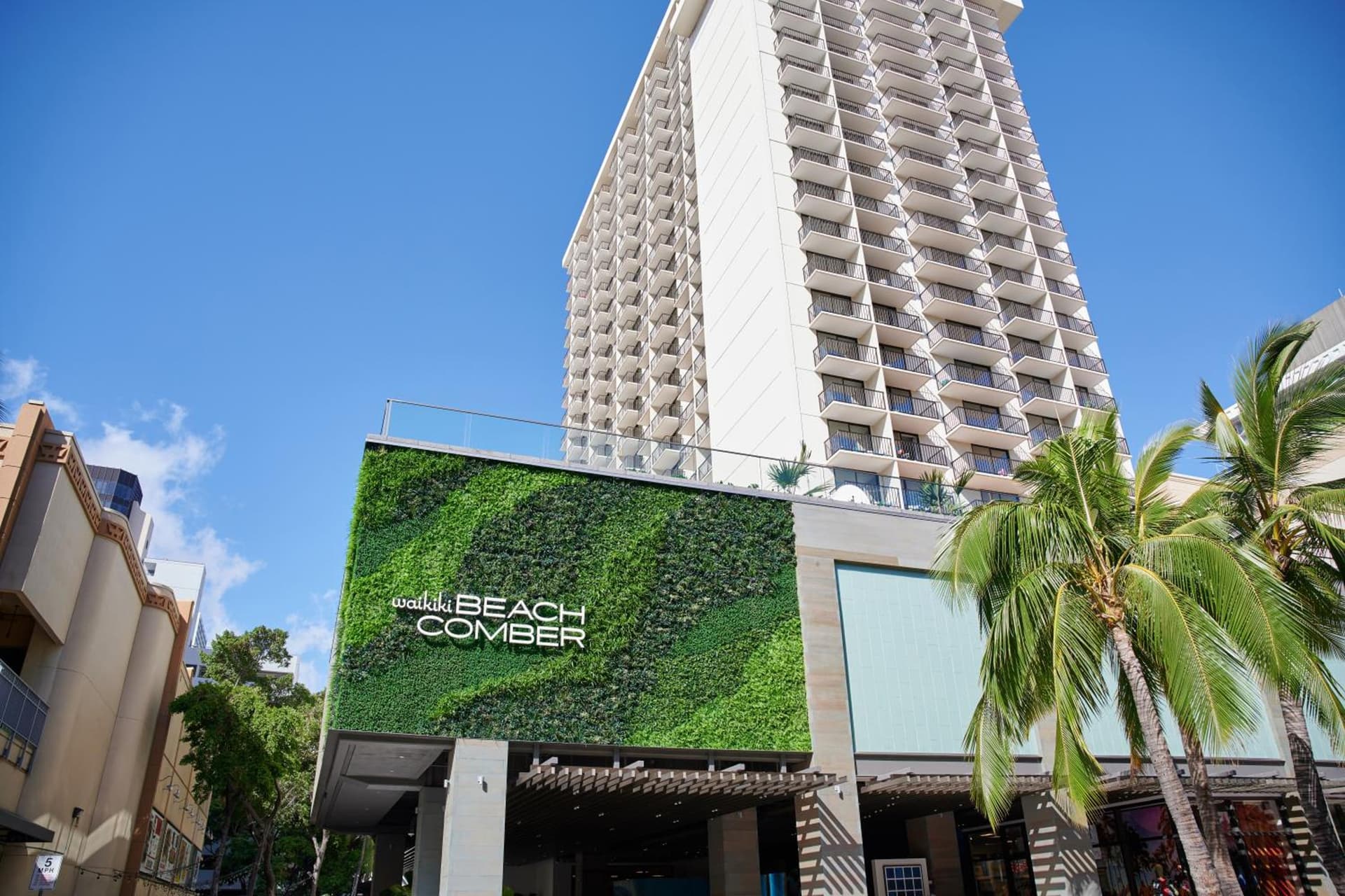 OUTRIGGER Waikiki Beachcomber Hotel gallery photo in Honolulu, HI — image 169