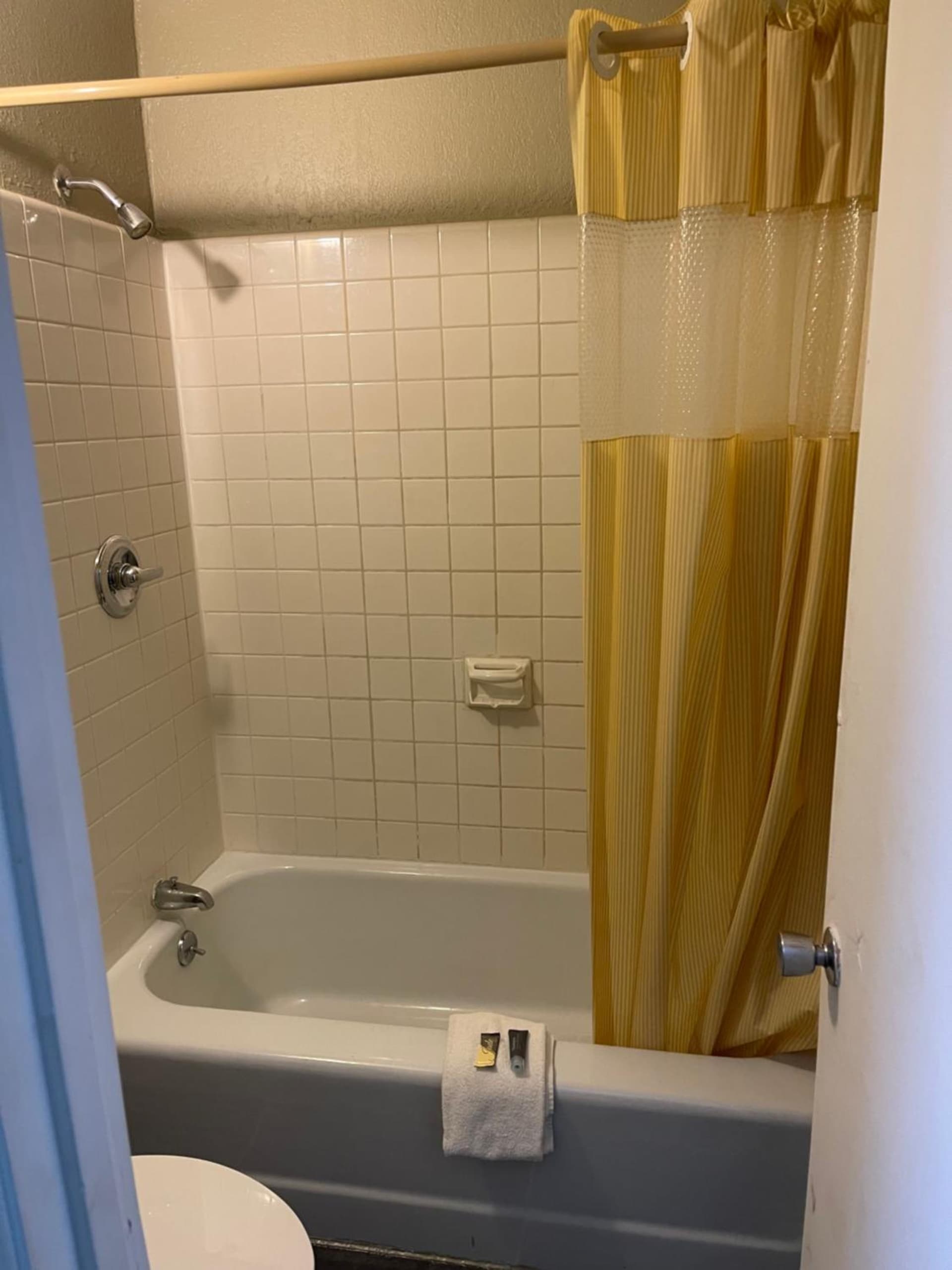 I-26 Inn gallery photo in Johnson City, TN — image 6
