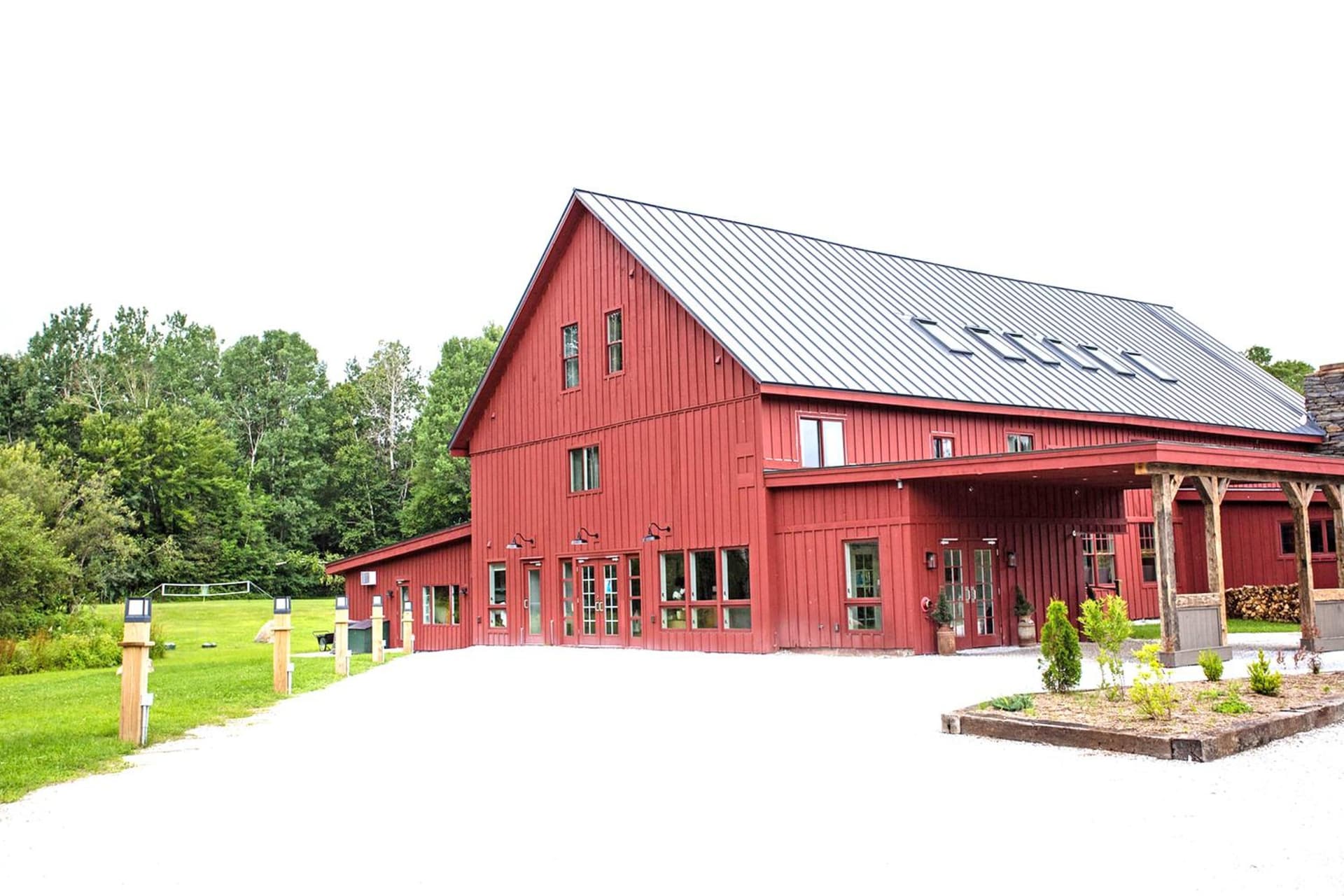 Mountain Meadows Lodge featured exterior or lobby in Killington, VT — similar hotel