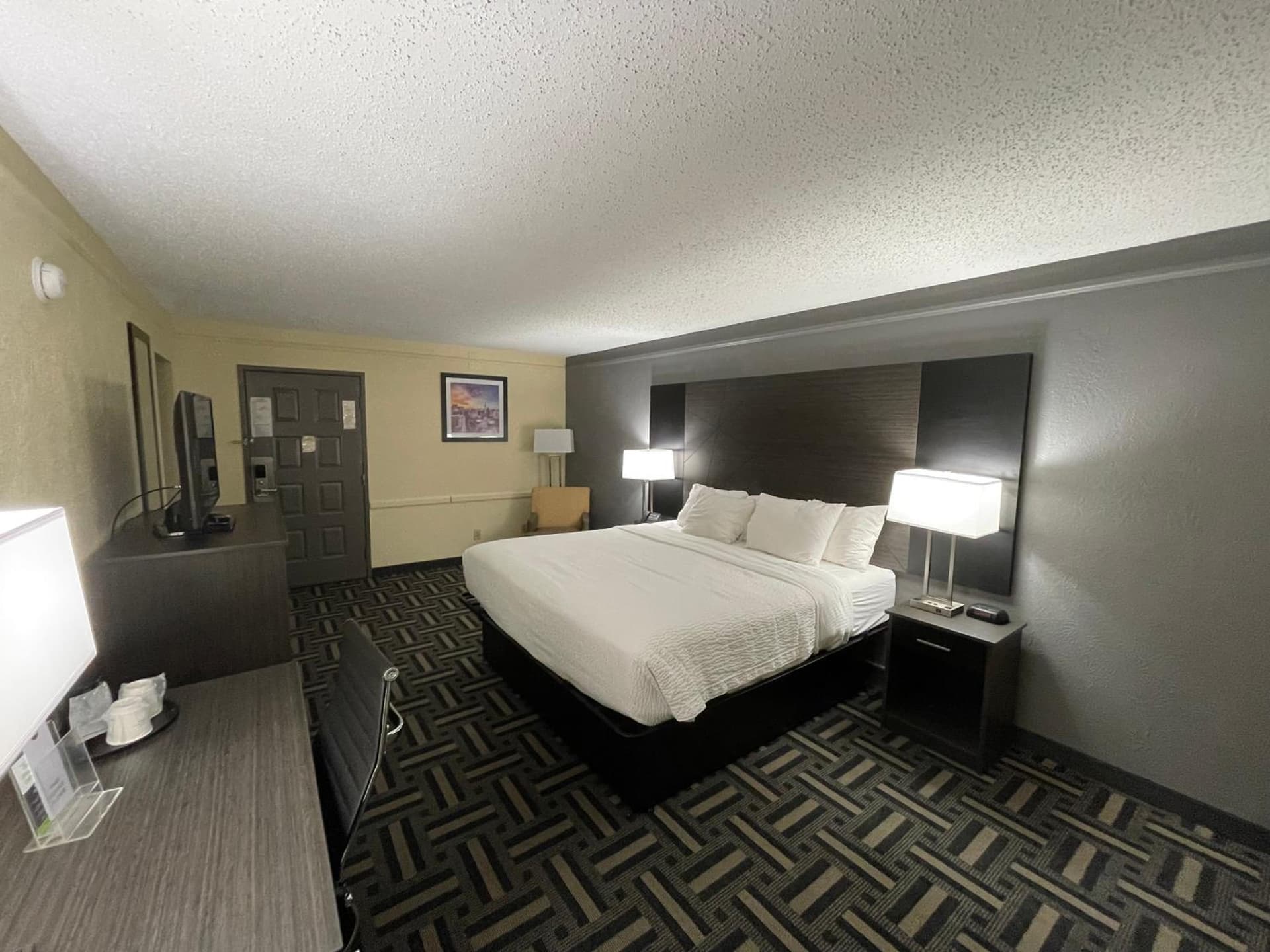 Baymont by Wyndham Indianapolis Airport Lynhurst gallery photo in Indianapolis, IN — image 28