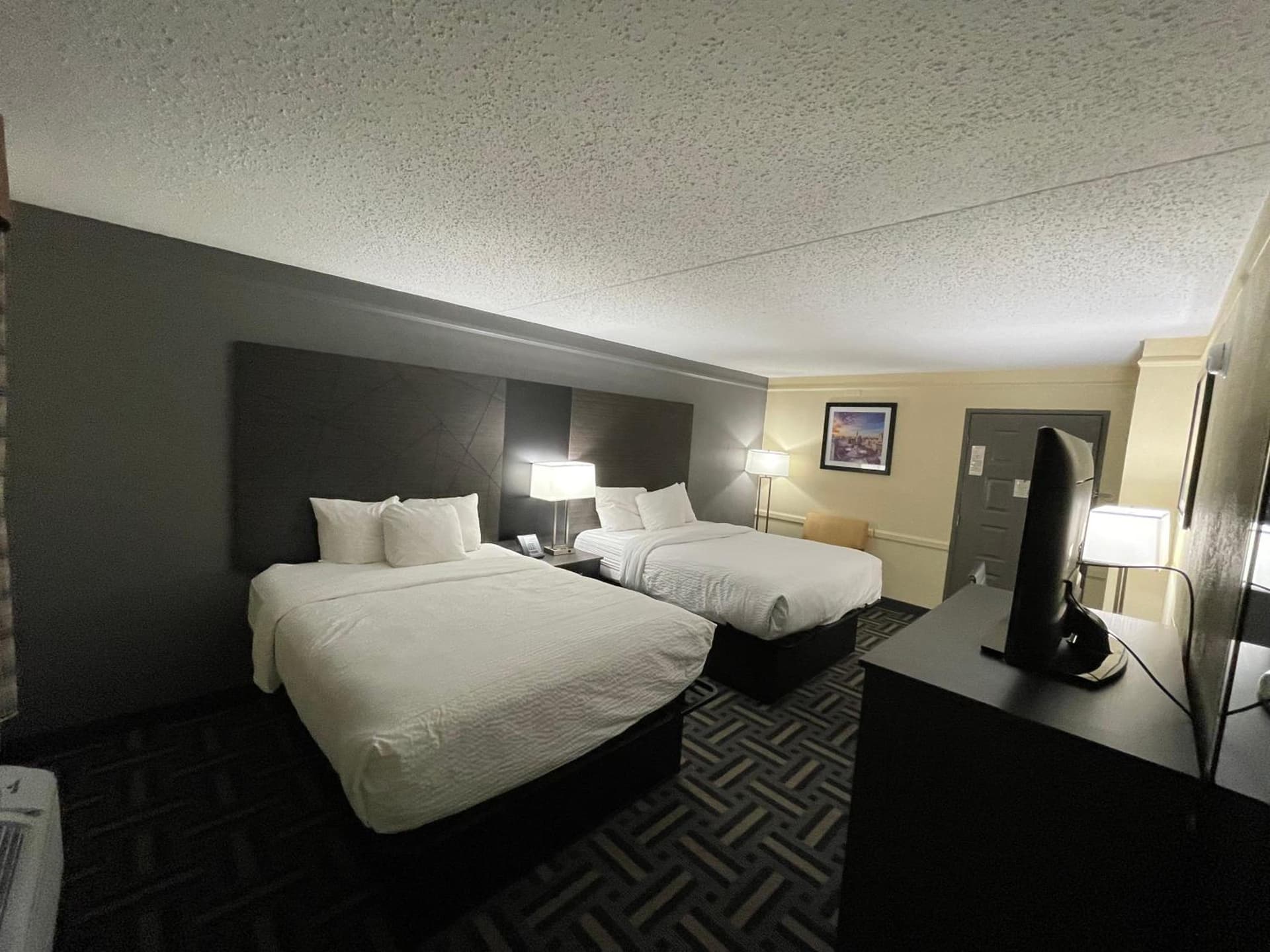 Baymont by Wyndham Indianapolis Airport Lynhurst gallery photo in Indianapolis, IN — image 24