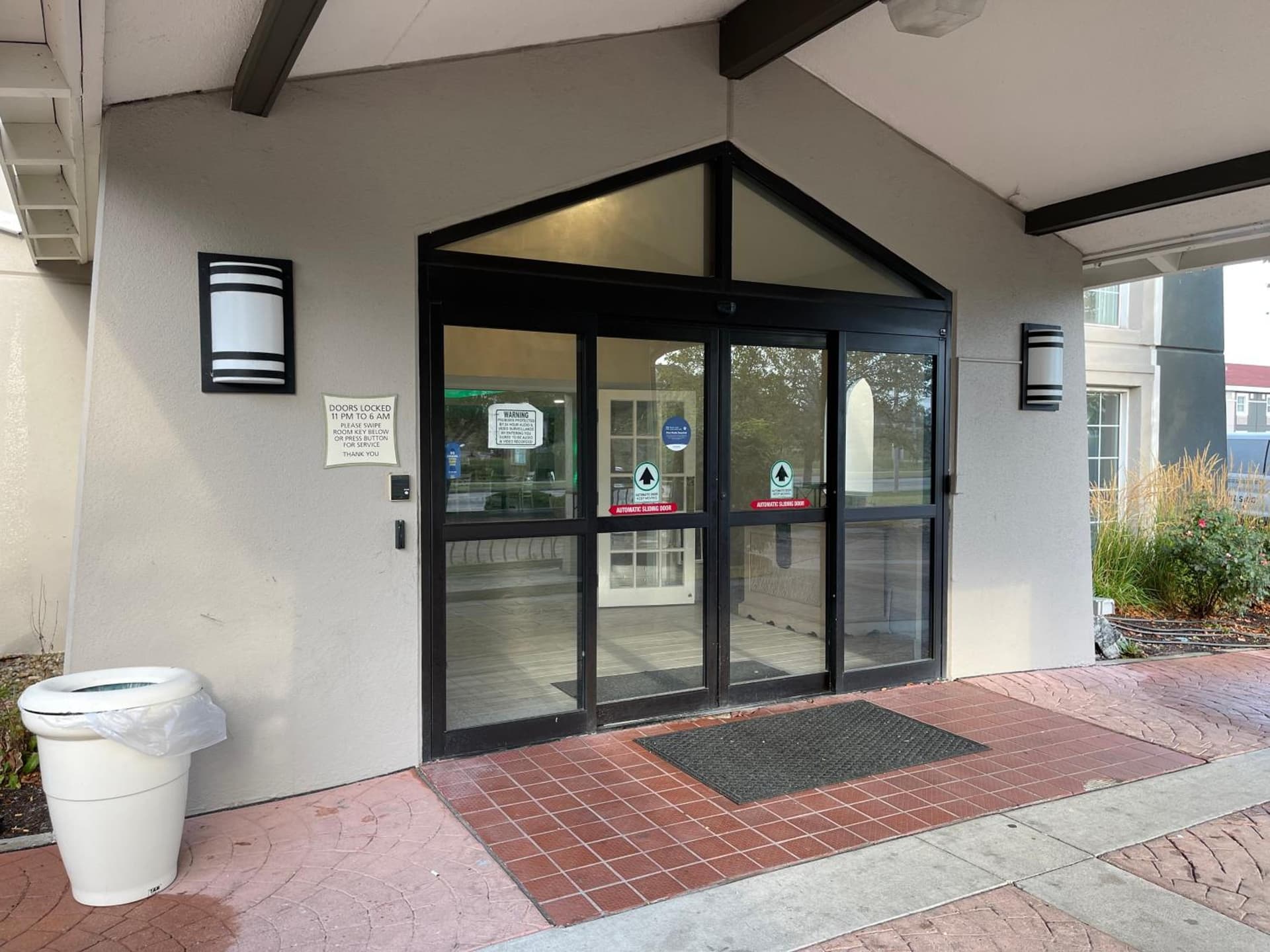 Baymont by Wyndham Indianapolis Airport Lynhurst gallery photo in Indianapolis, IN — image 32