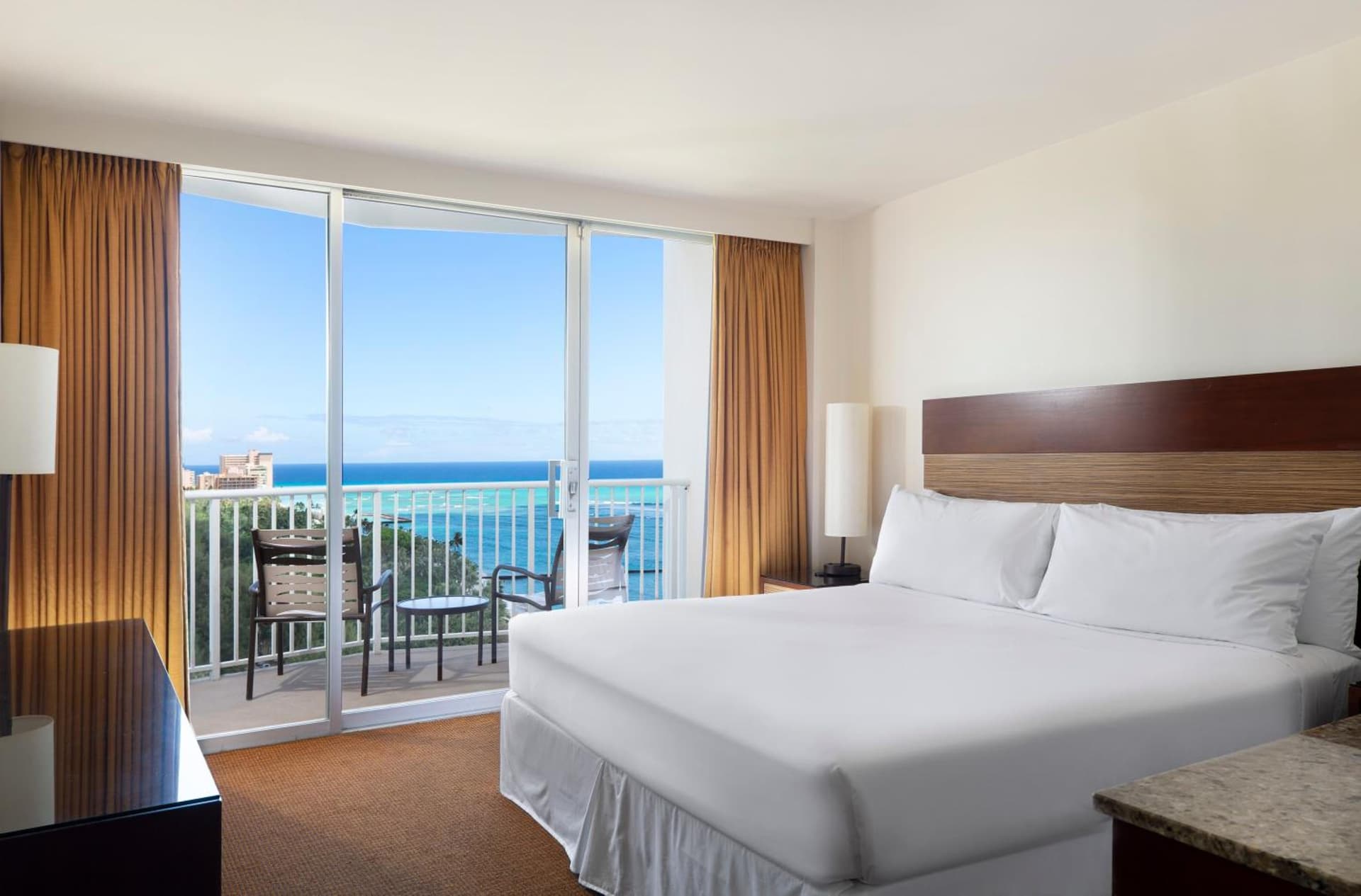 Park Shore Waikiki interior in Honolulu, HI — gallery photo 2