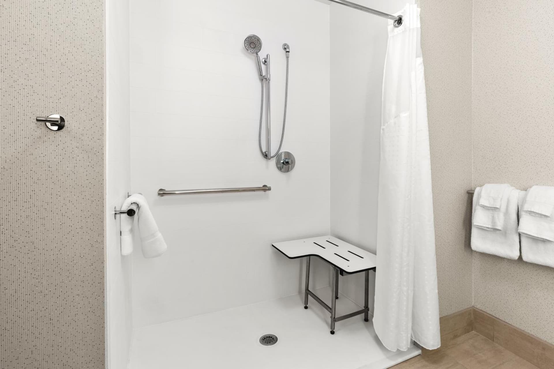 Holiday Inn Express & Suites - Suisun City by IHG gallery photo in Suisun City, CA — image 17