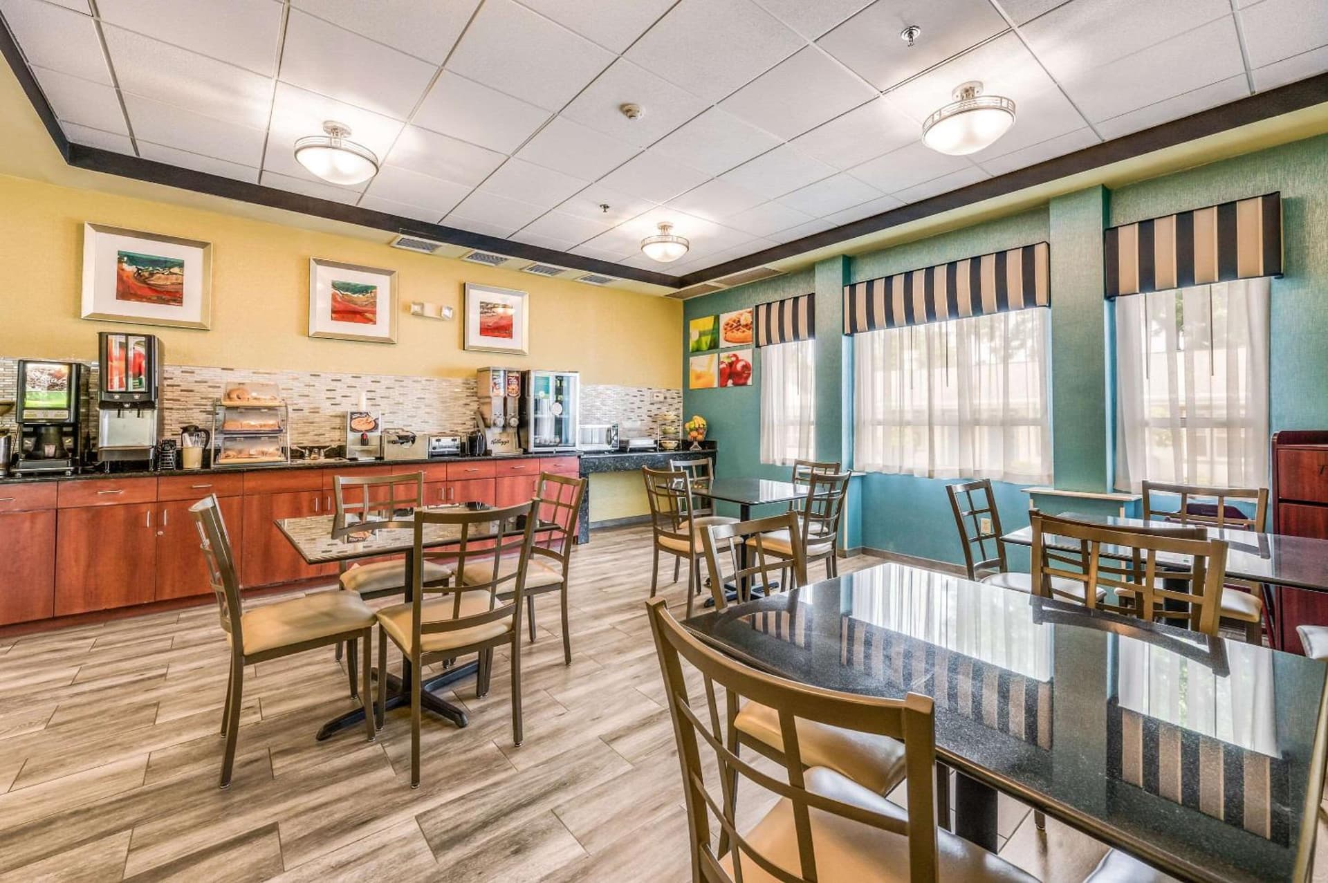 Rodeway Inn Poughkeepsie gallery photo in Poughkeepsie, NY — image 39