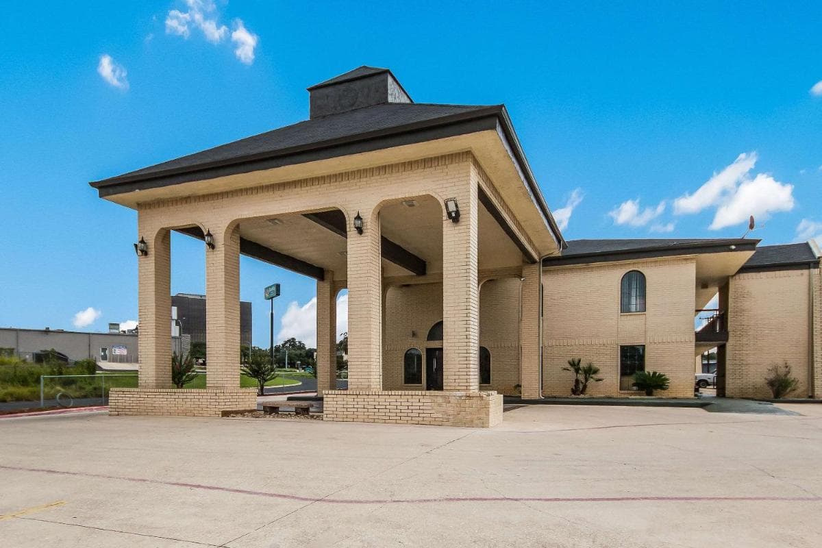 Quality Inn Medical Center featured exterior or lobby in San Antonio, TX — similar hotel