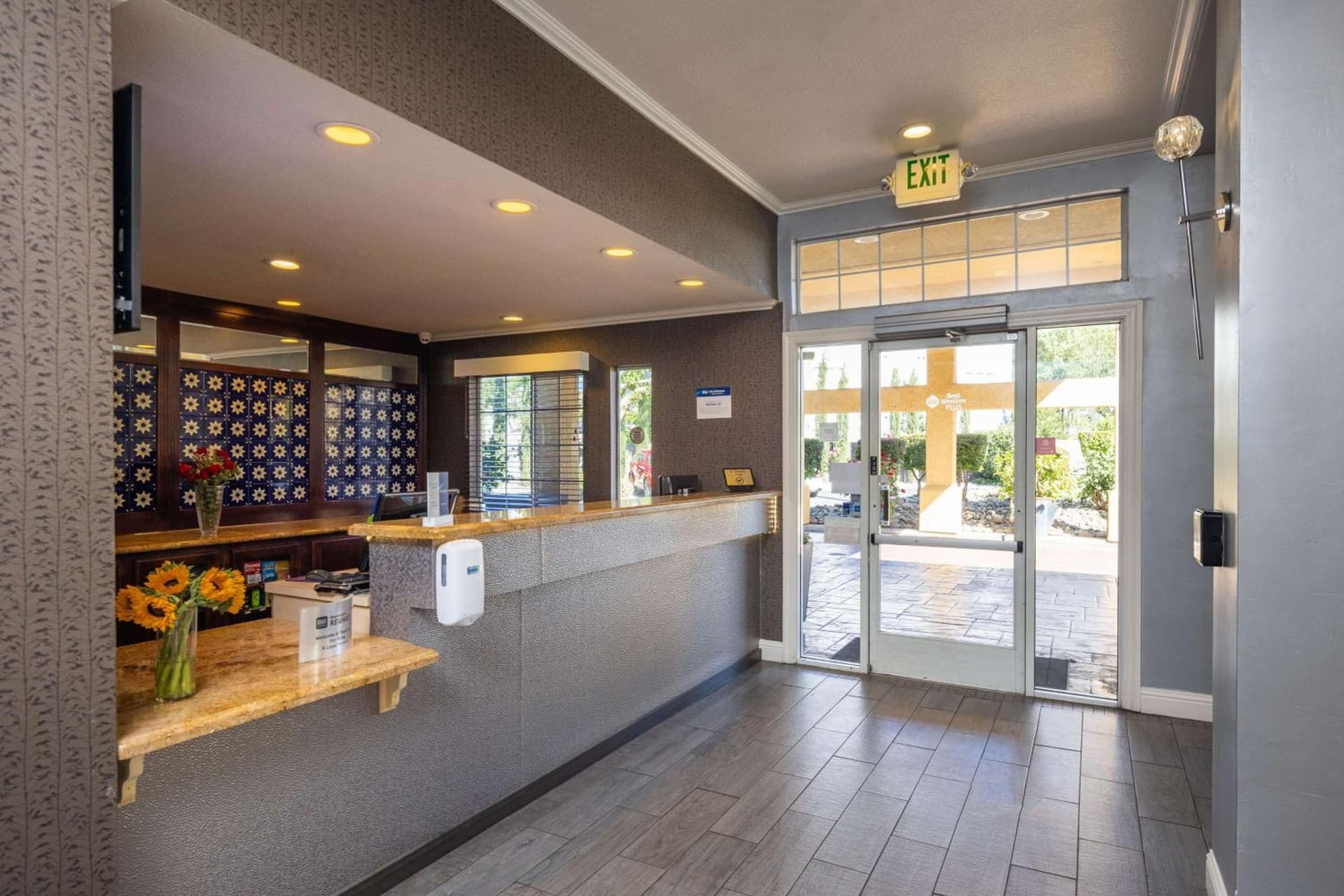 Best Western Plus Dixon Davis gallery photo in Dixon, CA — image 28