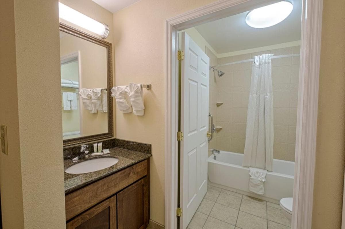 Staybridge Suites Harrisburg-Hershey by IHG gallery photo in Harrisburg, PA — image 45