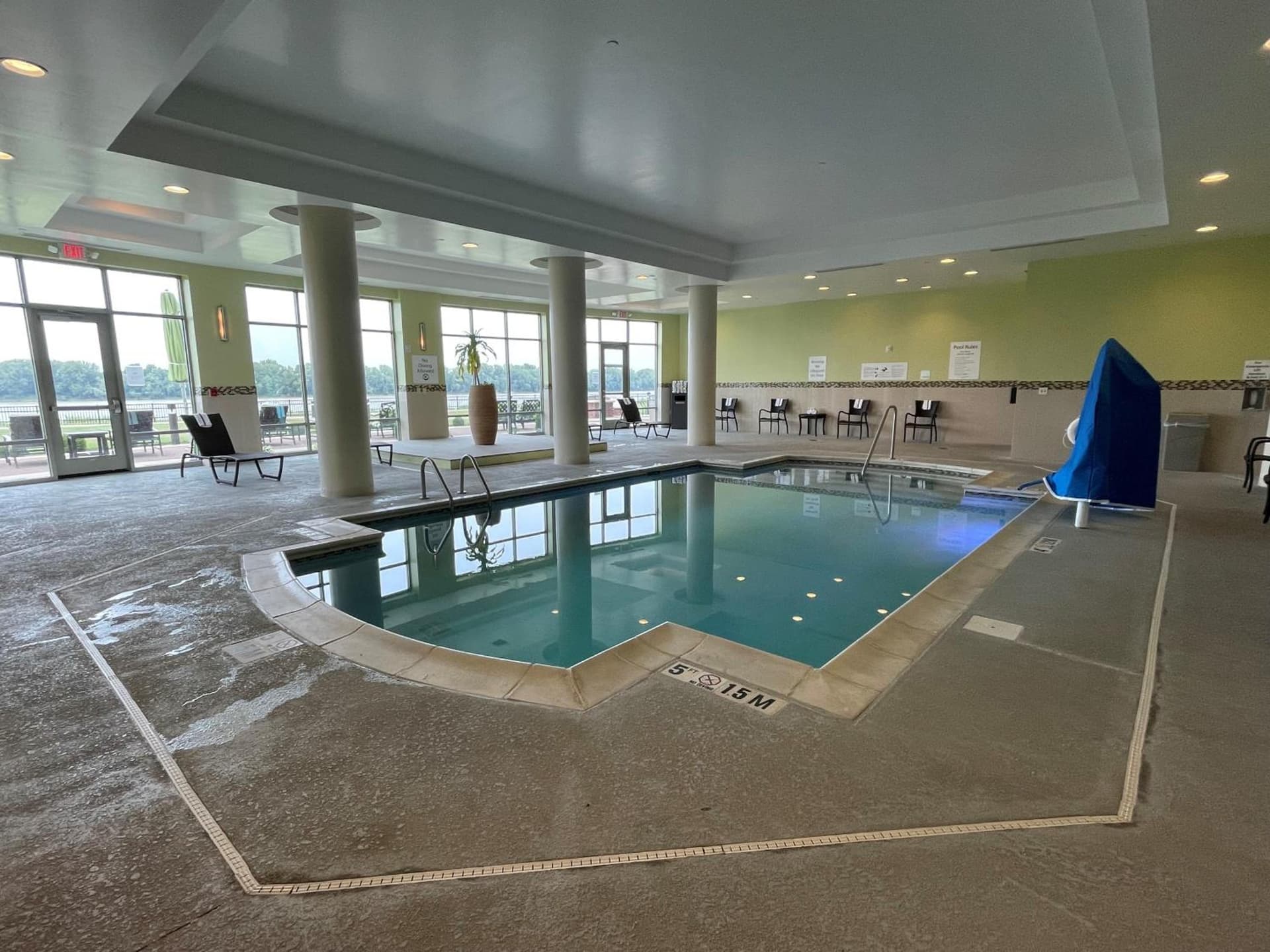 Holiday Inn Owensboro Riverfront by IHG interior in Owensboro, KY — gallery photo 2