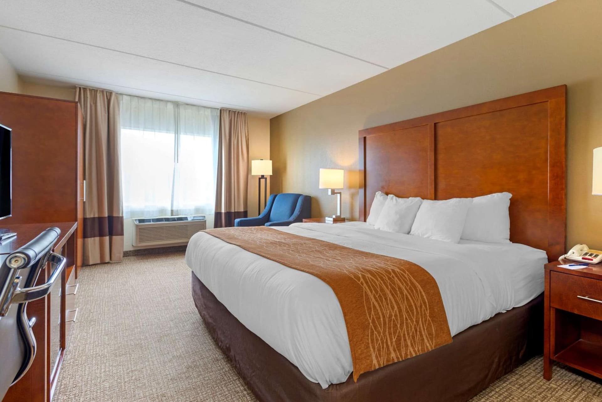 Comfort Inn & Suites Wilkes Barre - Arena gallery photo in Wilkes-Barre, PA — image 22
