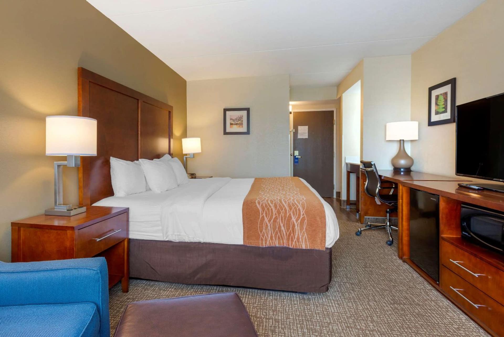Comfort Inn & Suites Wilkes Barre - Arena gallery photo in Wilkes-Barre, PA — image 29