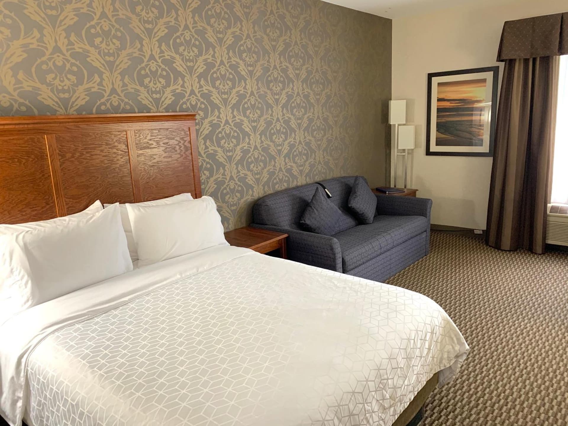 Holiday Inn Express Holland by IHG gallery photo in Holland, MI — image 14